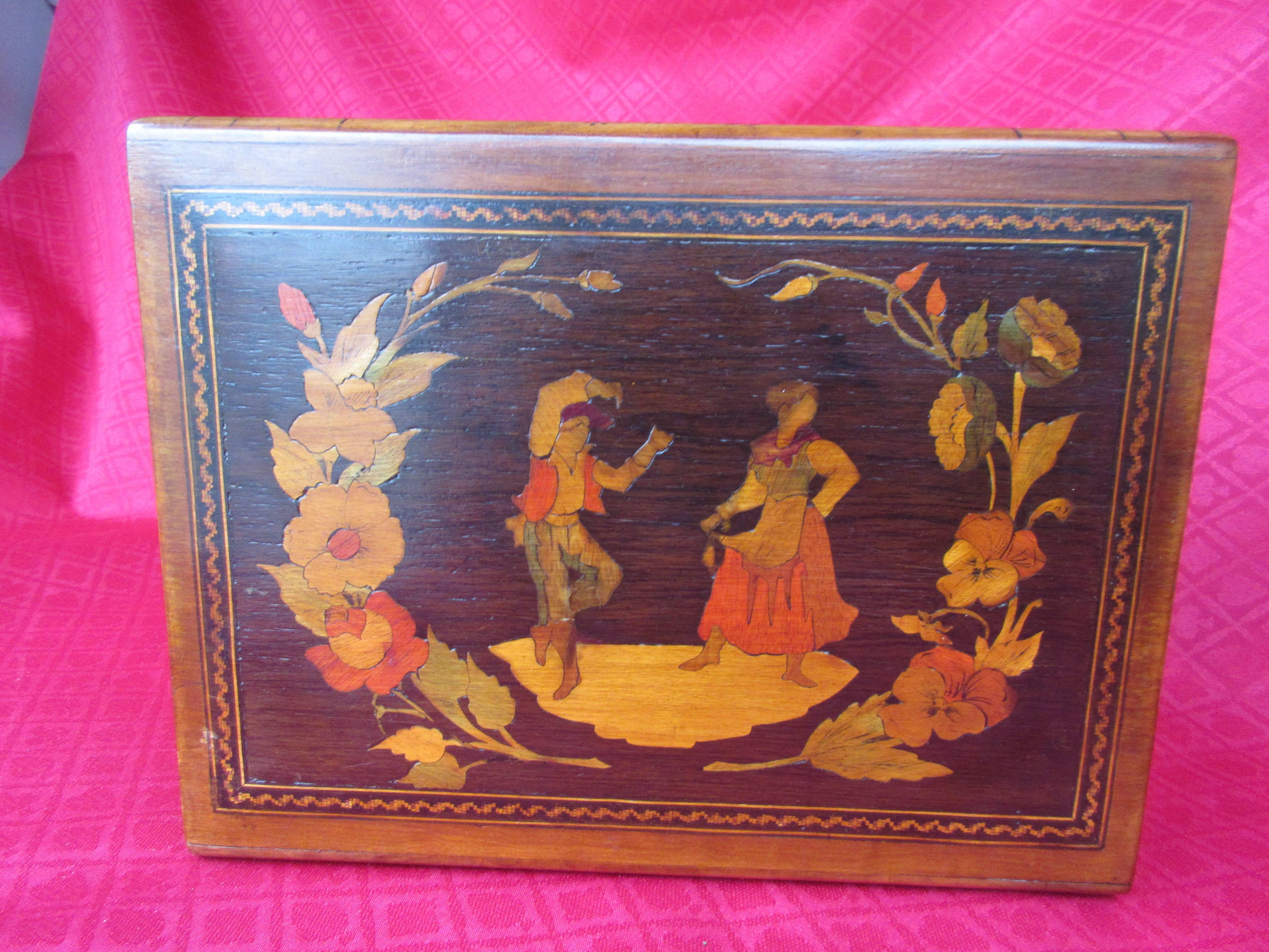 Antique 'Grand Tour' Olivewood Box, 19th Century For Sale 1