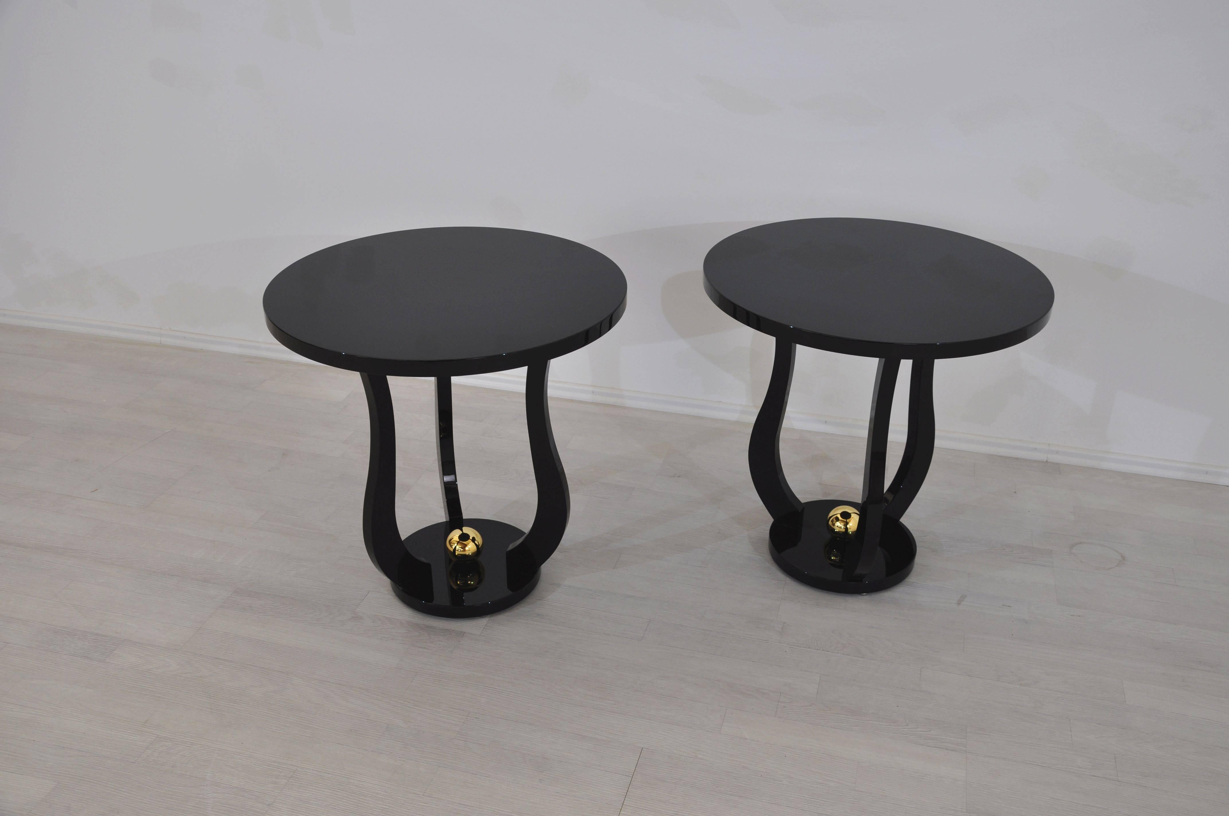 Pair of Art Deco Piano Lacquer Side Tables 2