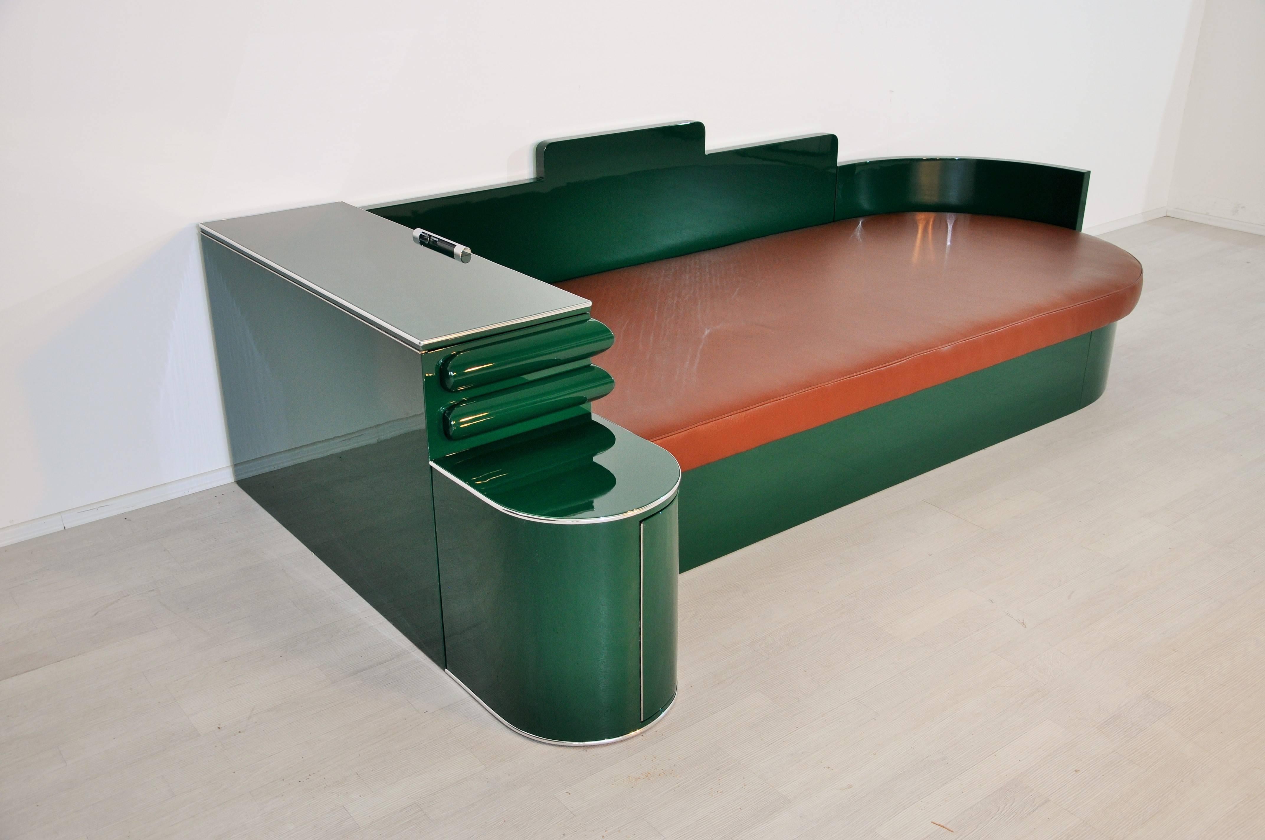 High Gloss Art Deco Daybed from France in Jaguar Racing Green 1