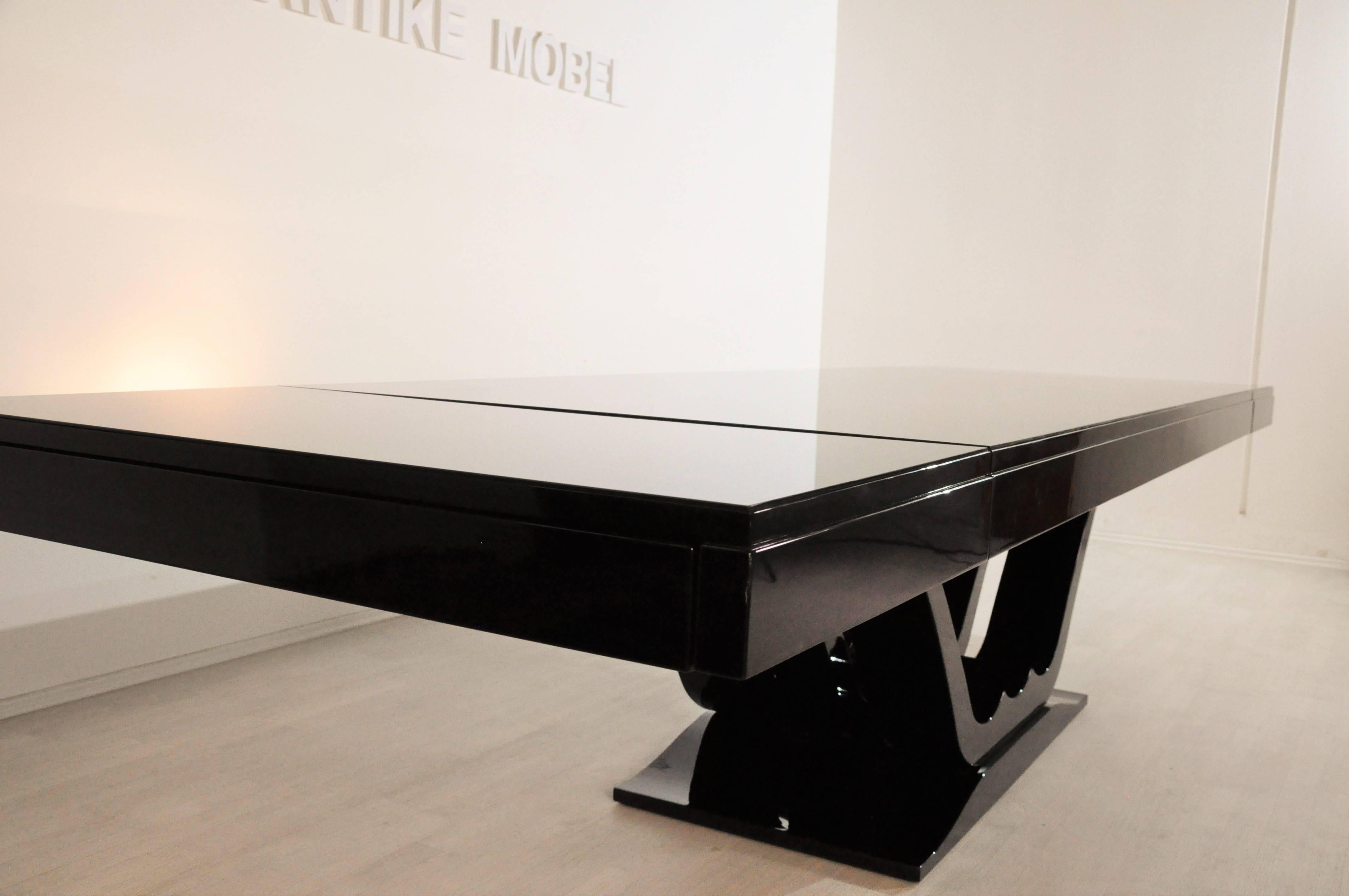 German Large Art Deco Dining Table in Highgloss Black