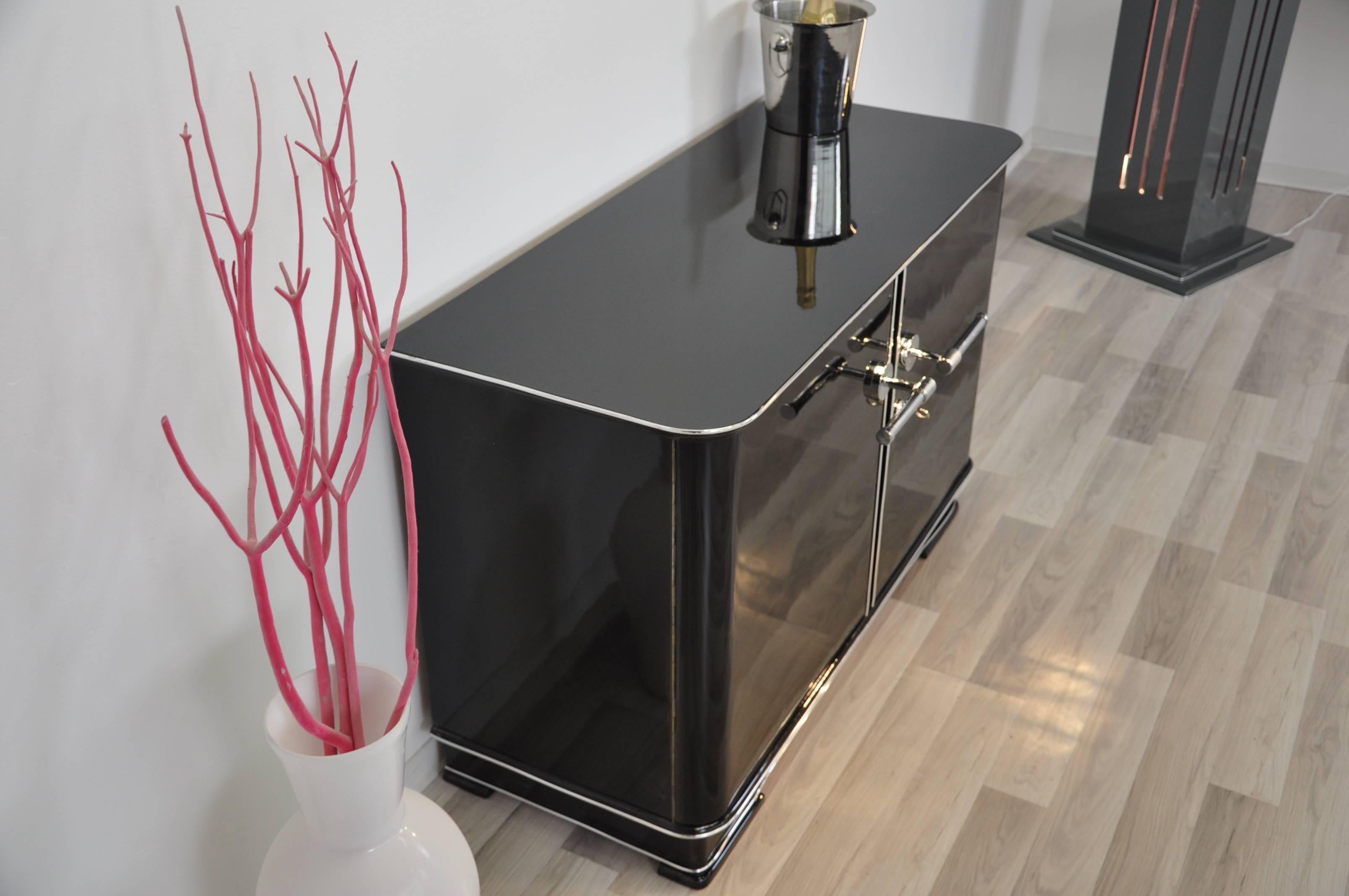 Small Art Deco Commode in High Gloss Black 1