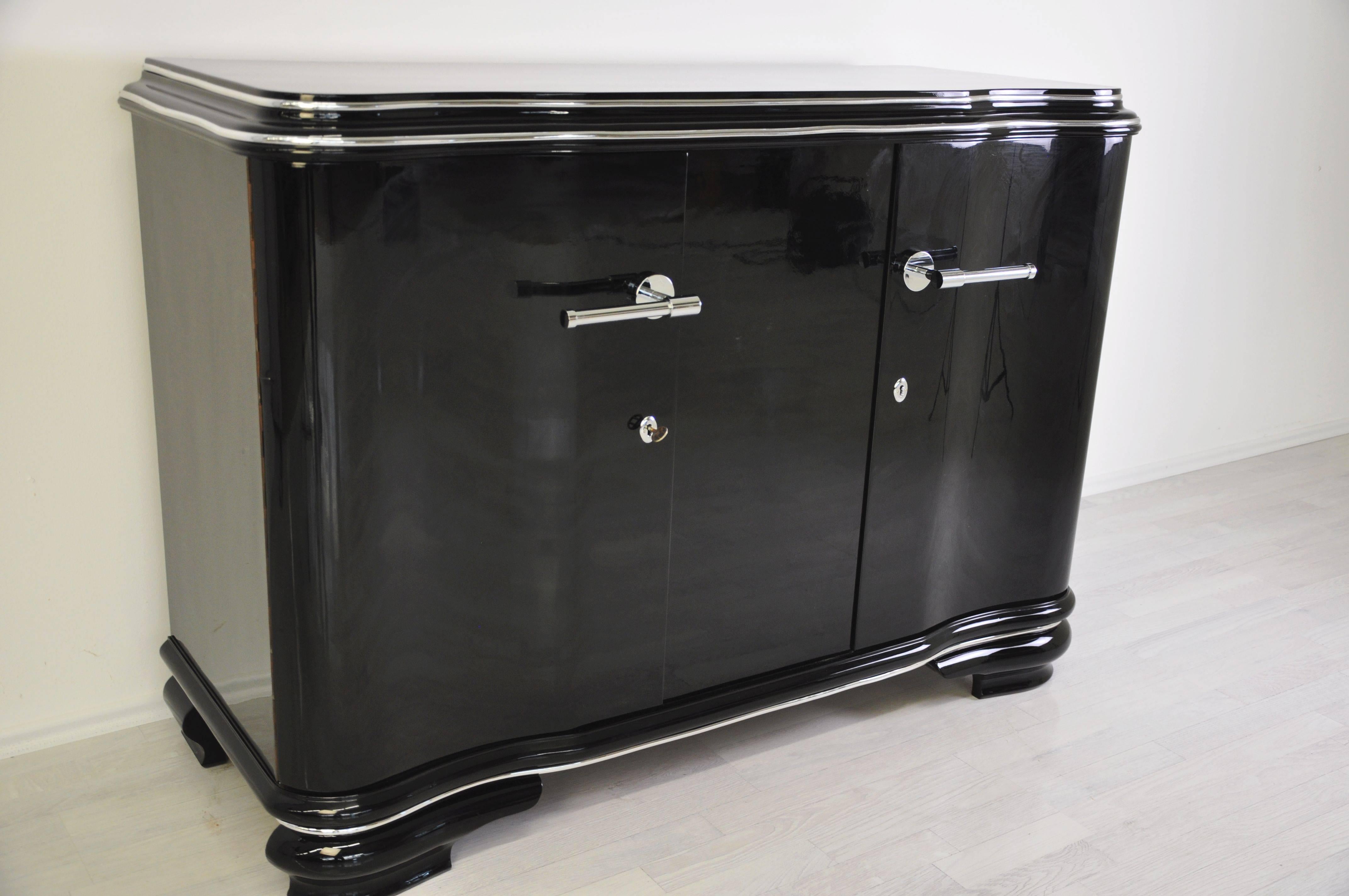 Polished French Art Deco Sideboard with Serpentine Doors