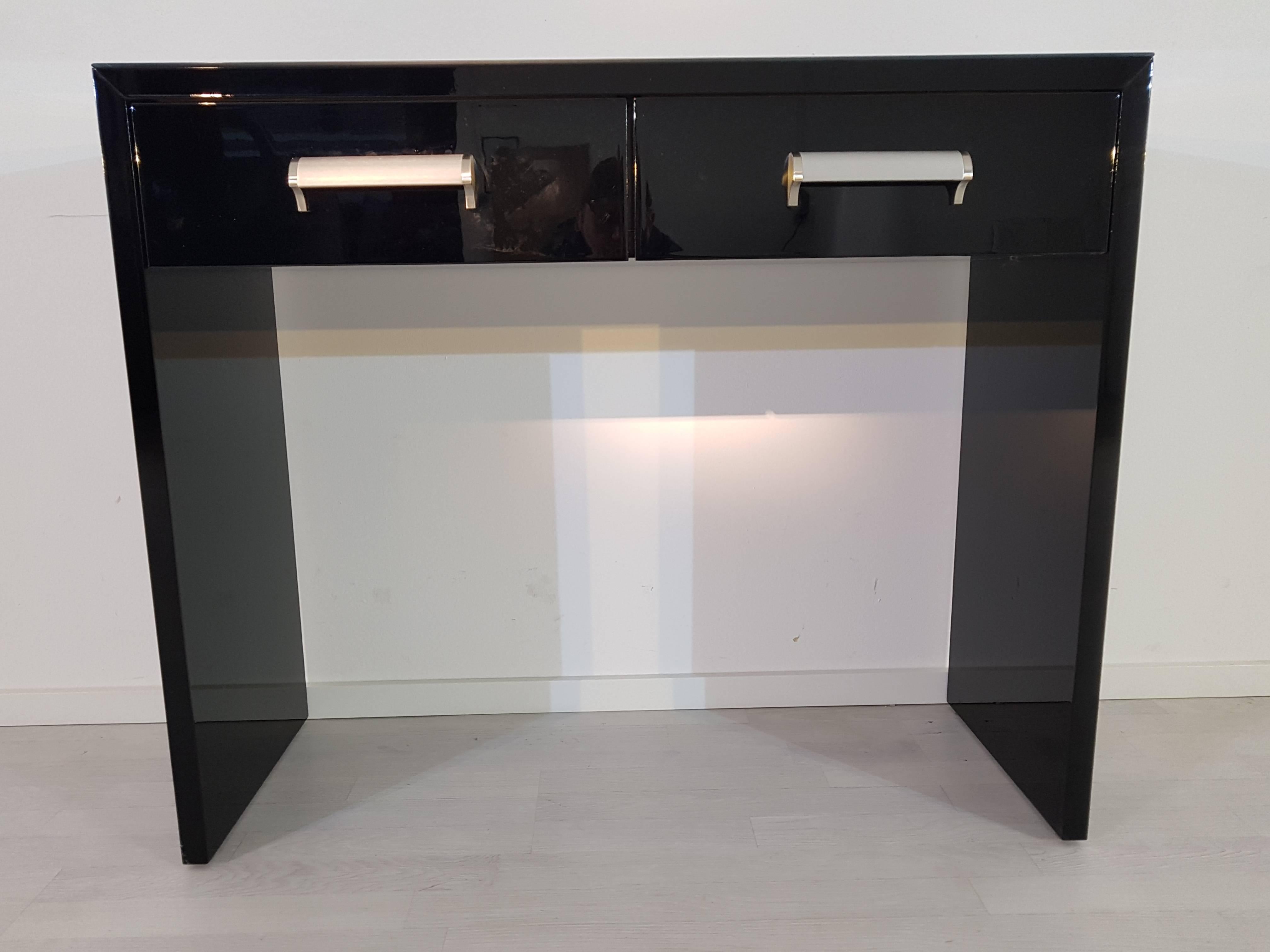 Small Bauhaus Console with Drawers 2