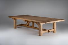 Maßgefertigter französischer Eichenholz-Pugin-Tisch