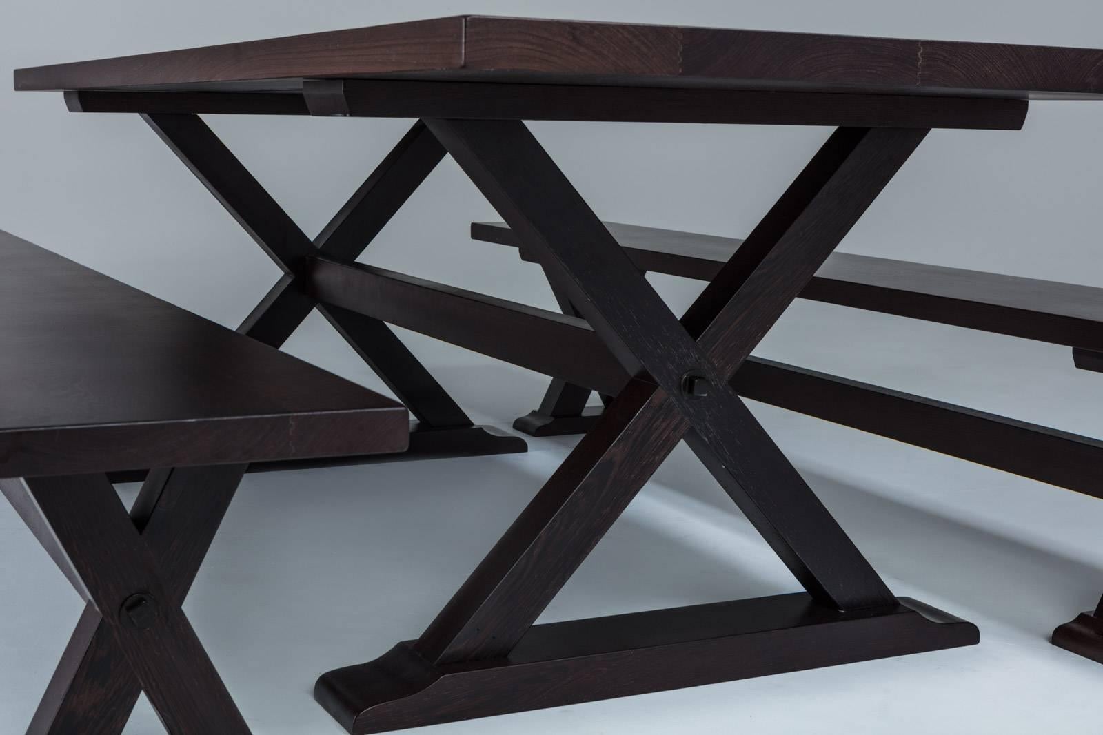 Maßgefertigter X-förmiger Wenge-Tisch mit Rahmen (Arts and Crafts) im Angebot
