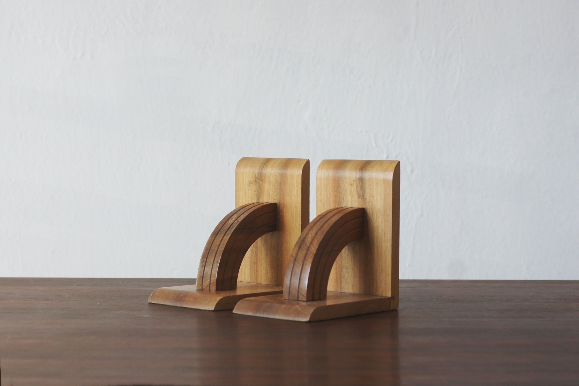 Mid-Century Modern Wooden Bookends, 1960s, Set of 2 For Sale at 1stDibs
