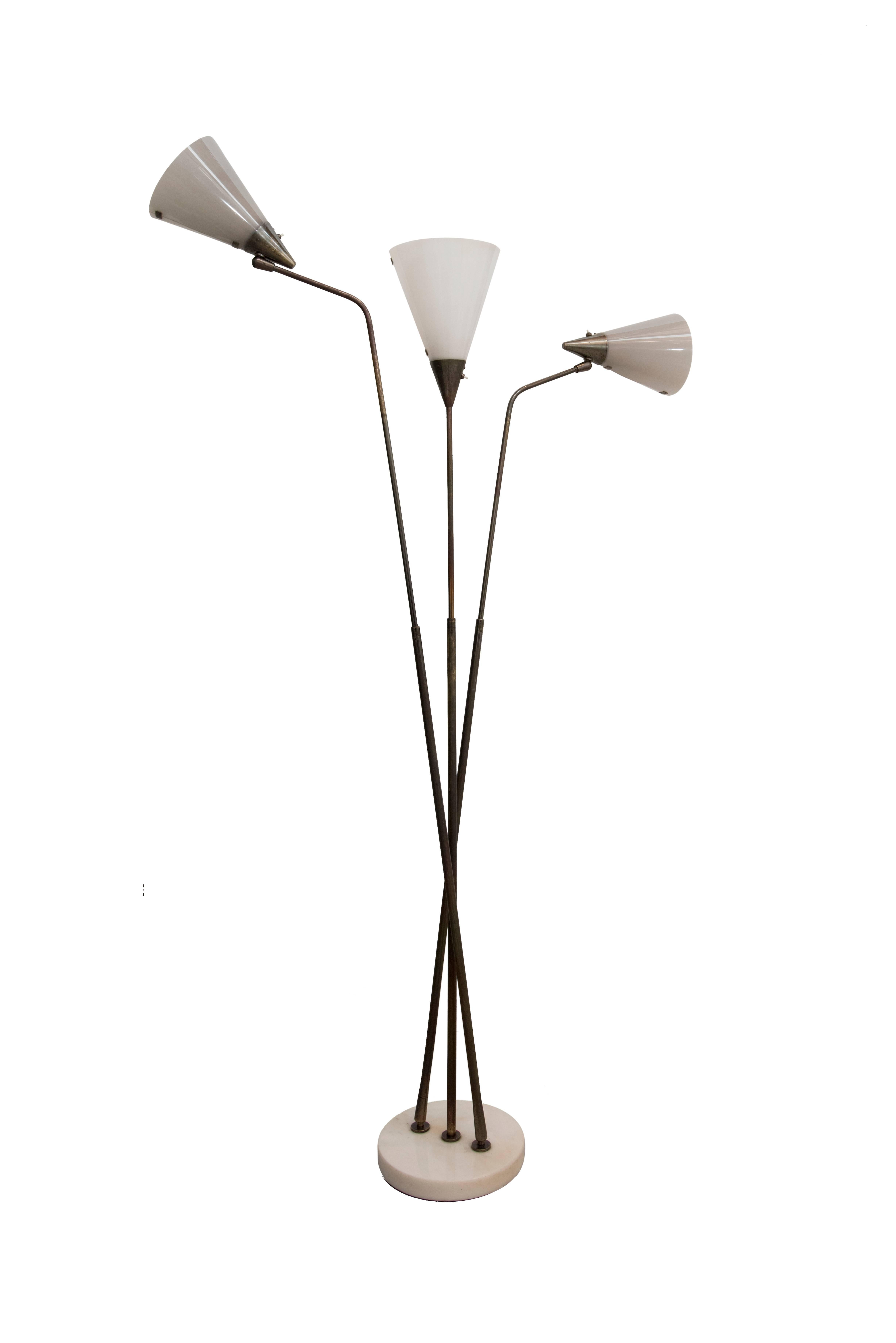 Mid-Century Modern Giuseppe Ostuni, 1950, Floor Lamp for Oluce For Sale