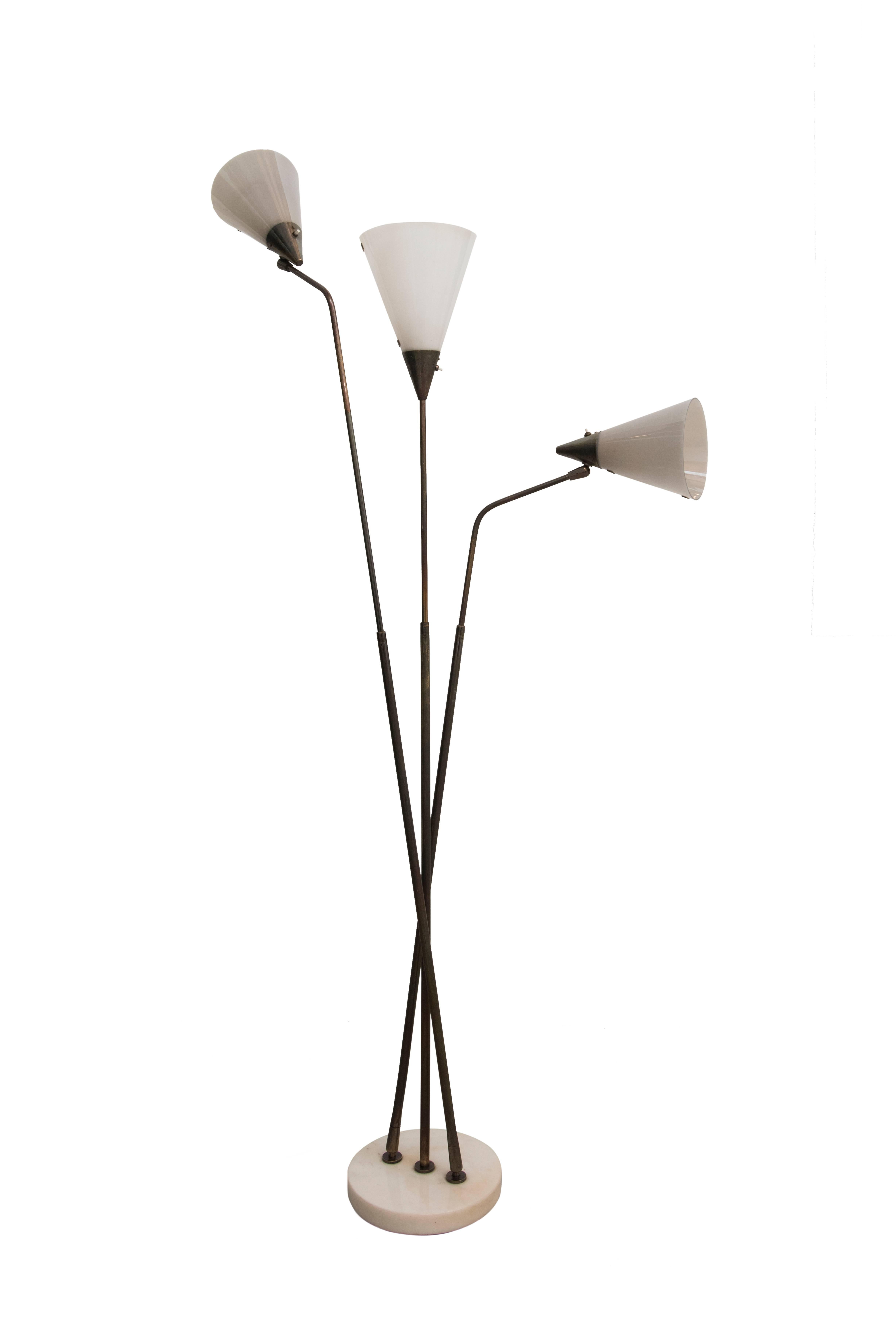 Italian Giuseppe Ostuni, 1950, Floor Lamp for Oluce For Sale