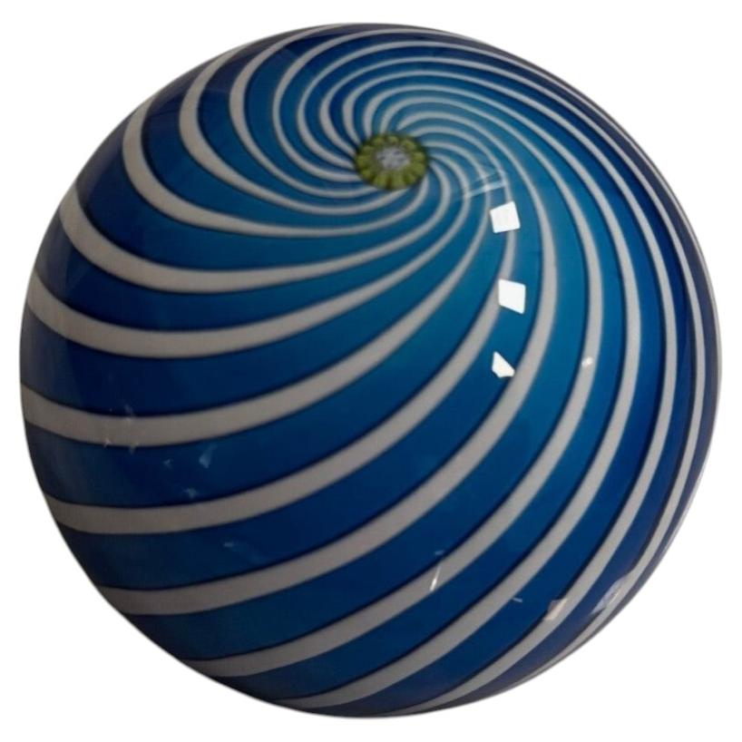 Saint-Louis Sulfide Paperweight, 20th Century, SL 1971 –