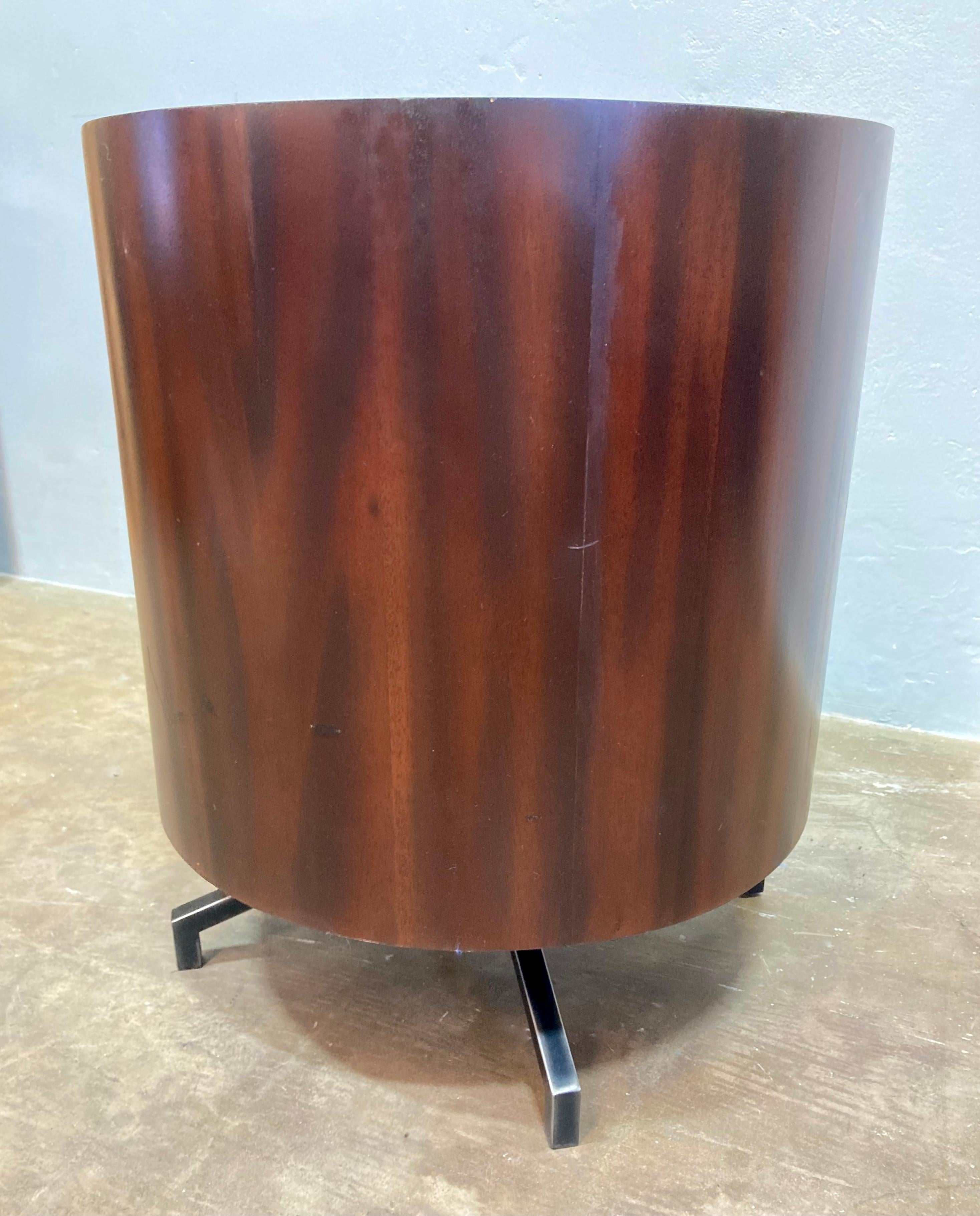 Thomas Bina Round Side Table In Good Condition For Sale In Alhambra, CA