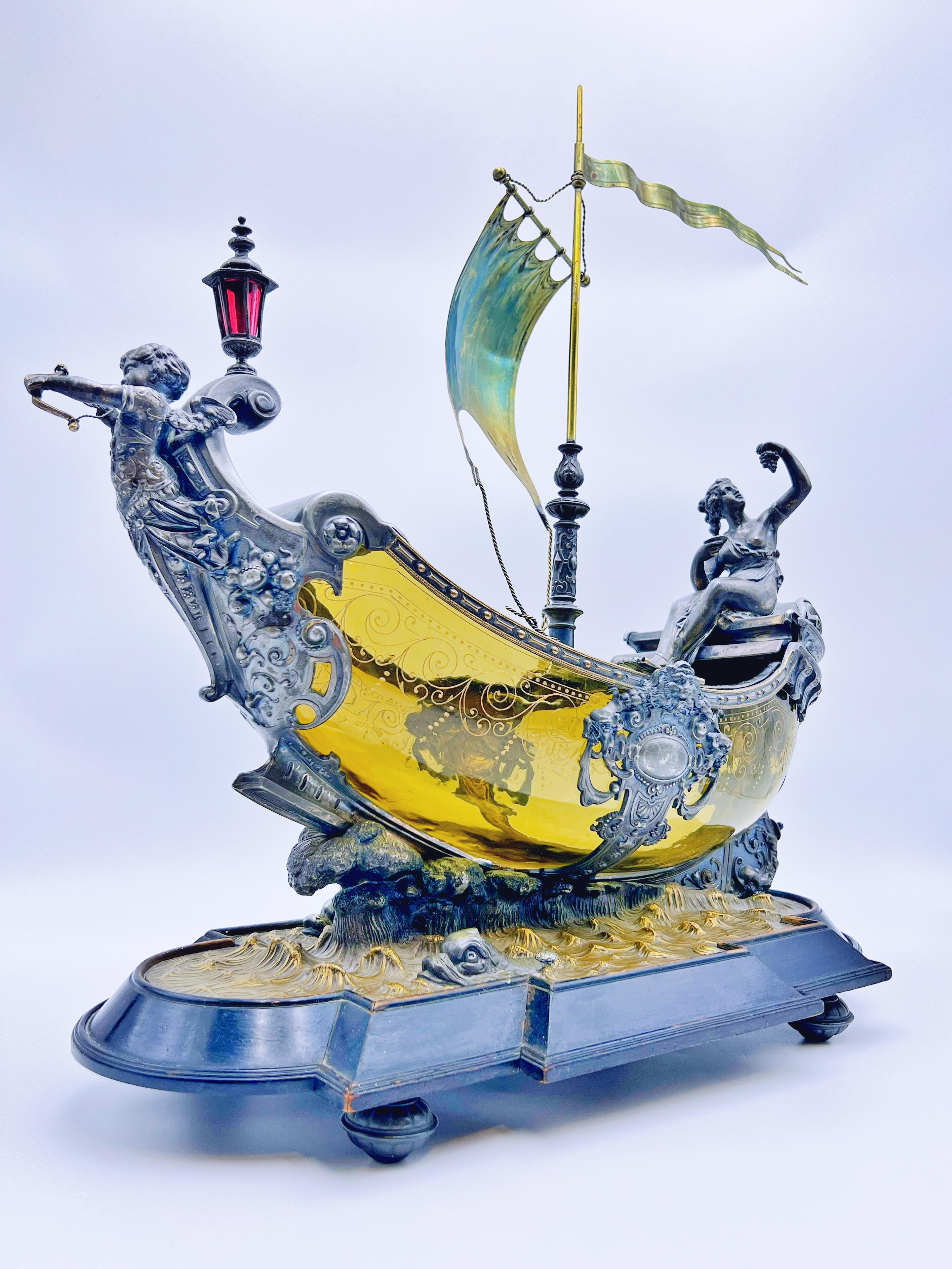 c.1880 ANTIQUE NEO-RENAISSANCE IMPRESSIVE FIGURAL NEF, AUSTRIA in vendita 1