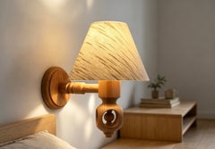 Aplique de pared sueco vintage de pino macizo torneado con esfera fija, aprox. década de 1970