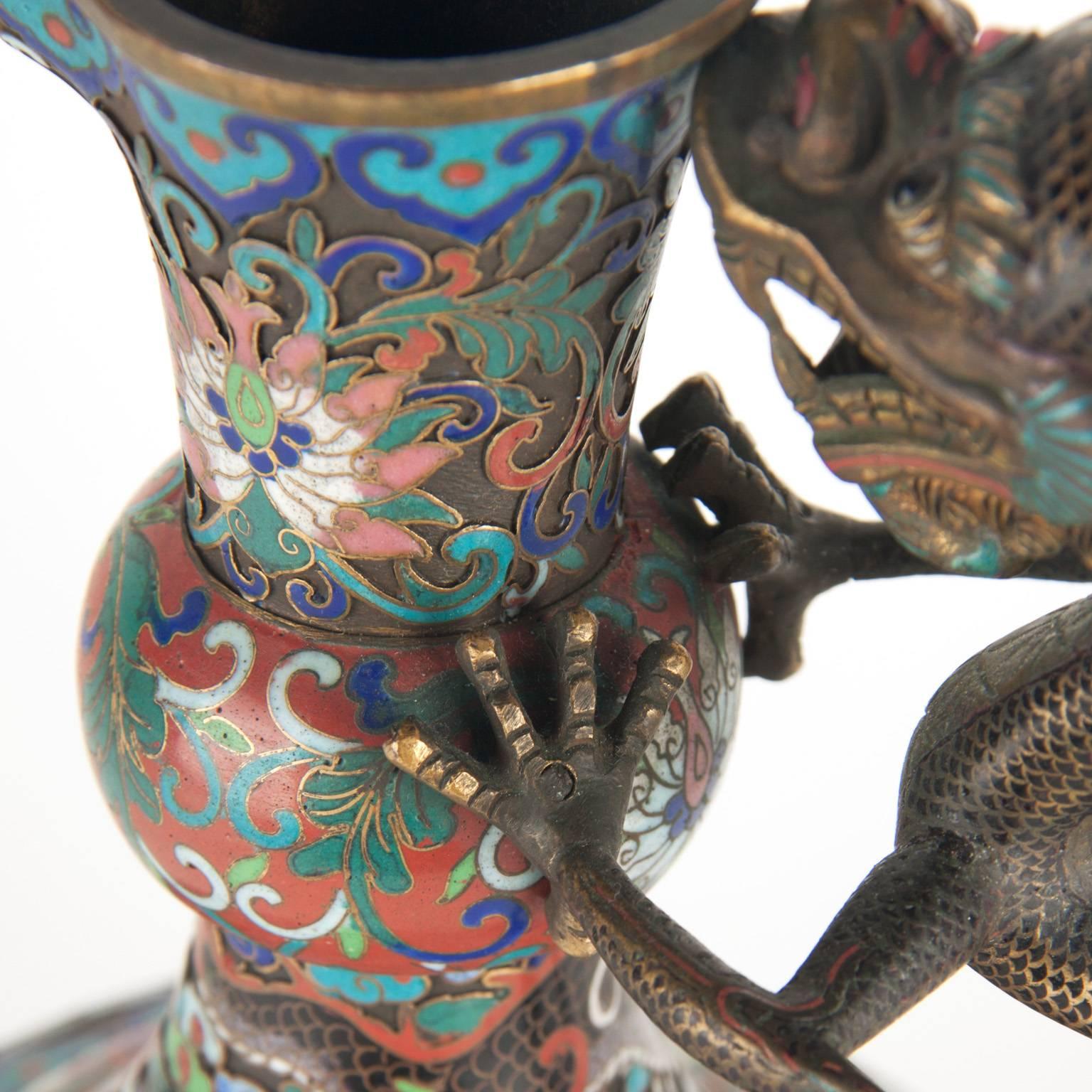 Important Antique Chinese Cloisonne Ewer, late 19th Century 2