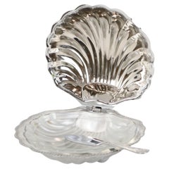 Vintage Queen Anne Frosted Glass Scallop Shell Butter Dish