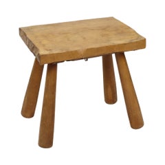 Taburete rústico de madera maciza para ordeñar – Taburete de diseño brutalista