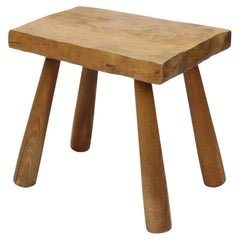 Taburete rústico de madera maciza para ordeñar – Taburete de diseño brutalista