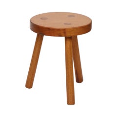Sgabello vintage in legno a tre gambe, sgabello da mungitura, stile rustico