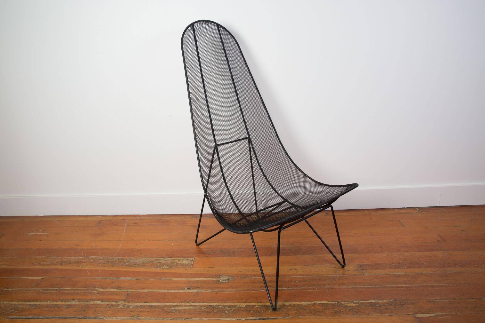 Rare Sol Bloom design scoop chair.