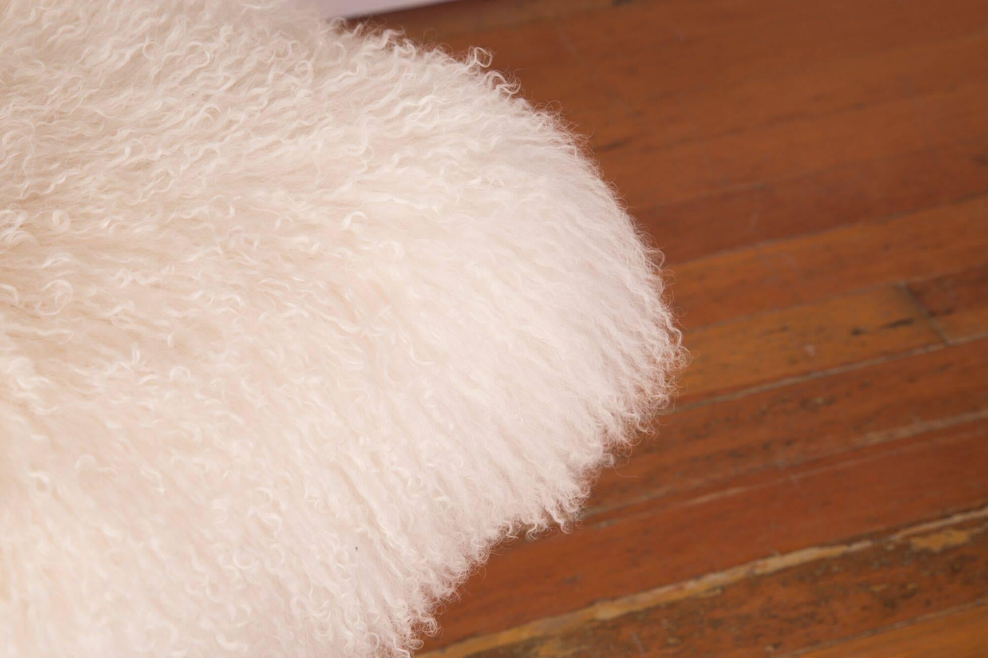 White Lacquered Bench in a Mongolian Fur Seat In Excellent Condition In San Francisco, CA