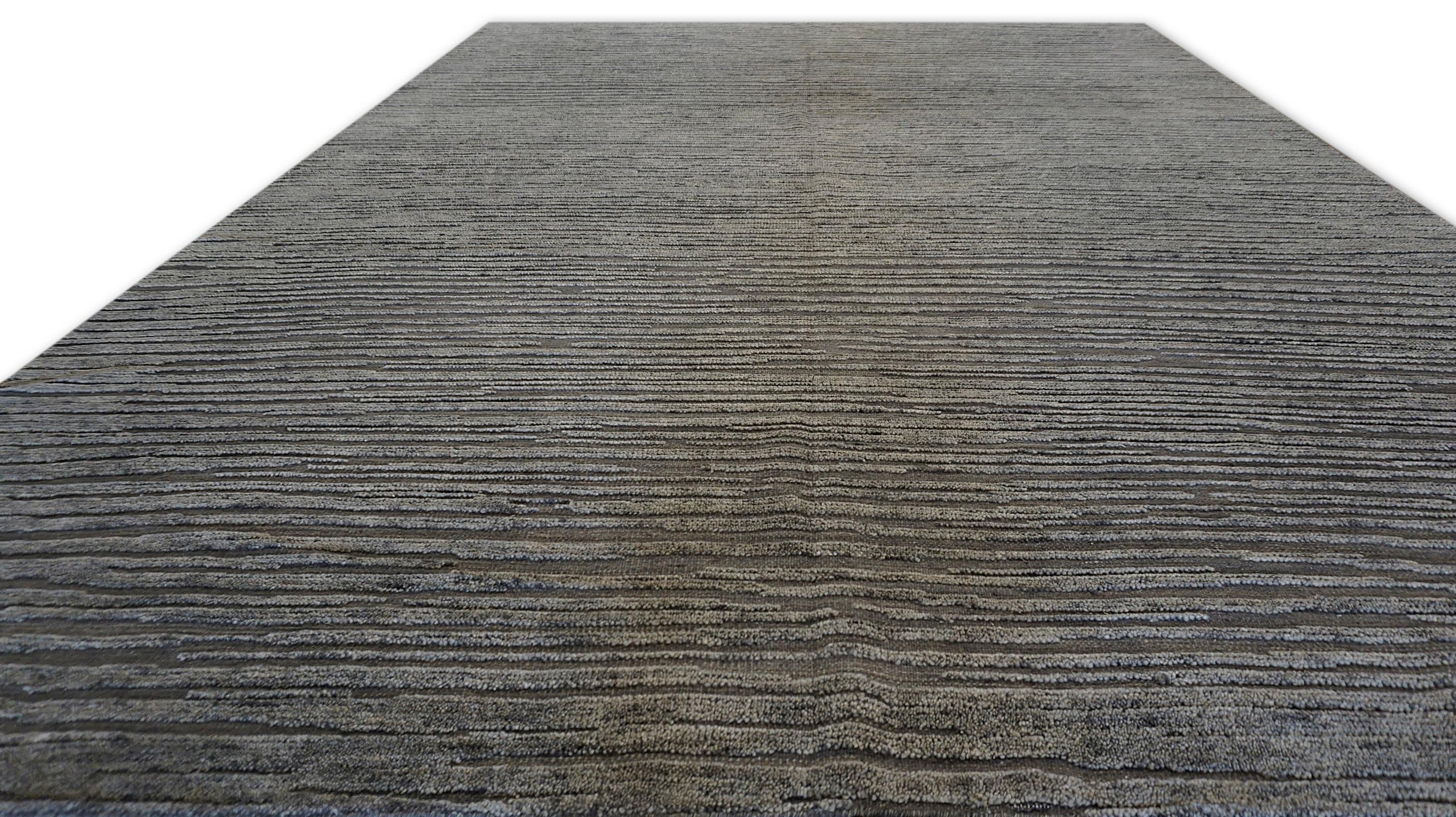 Moderner grauer texturierter Wollteppich 10'2''x13'11'' (Wolle) im Angebot