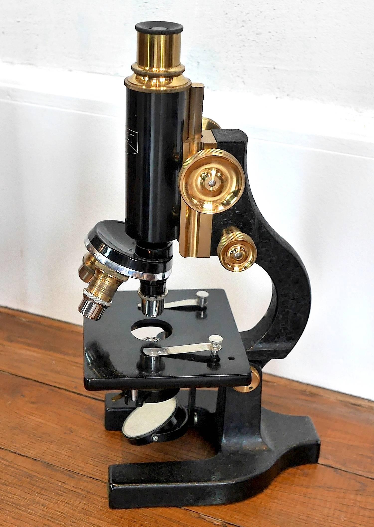 20ième siècle Microscope Nachet du 20e siècle