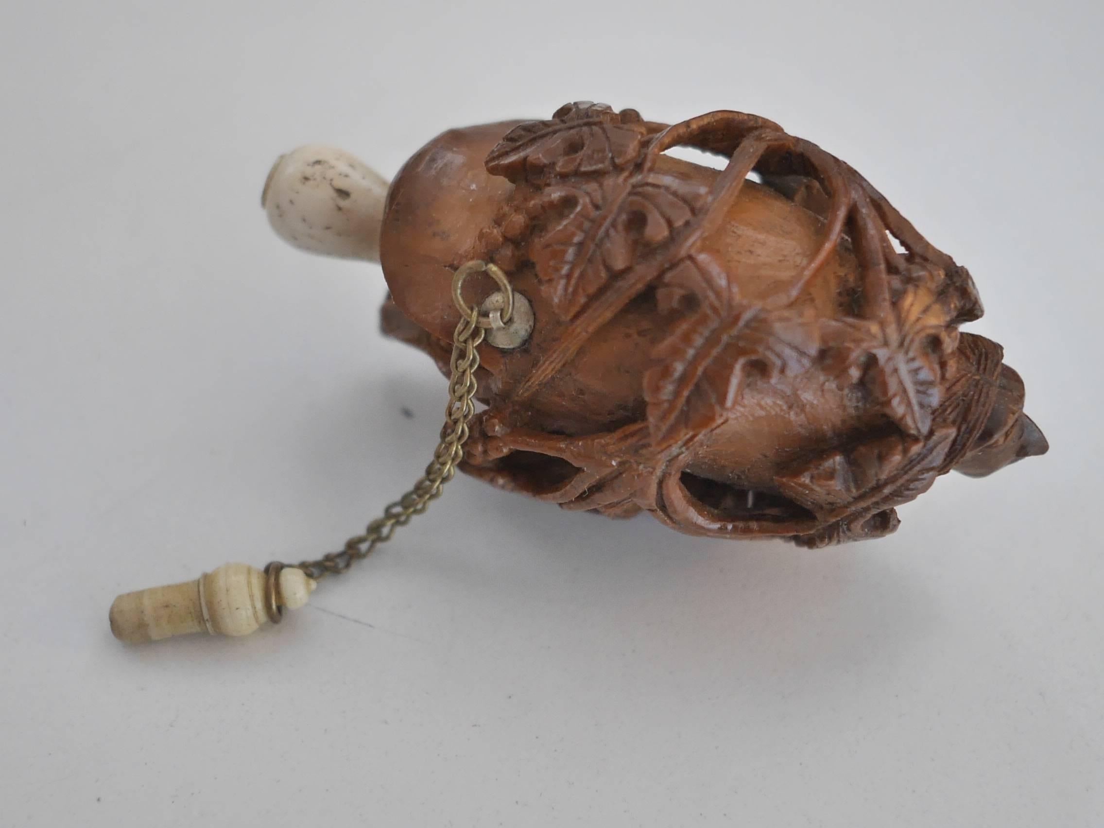 19th Century Tagua Nut Snuffbox In Excellent Condition For Sale In Paris, FR