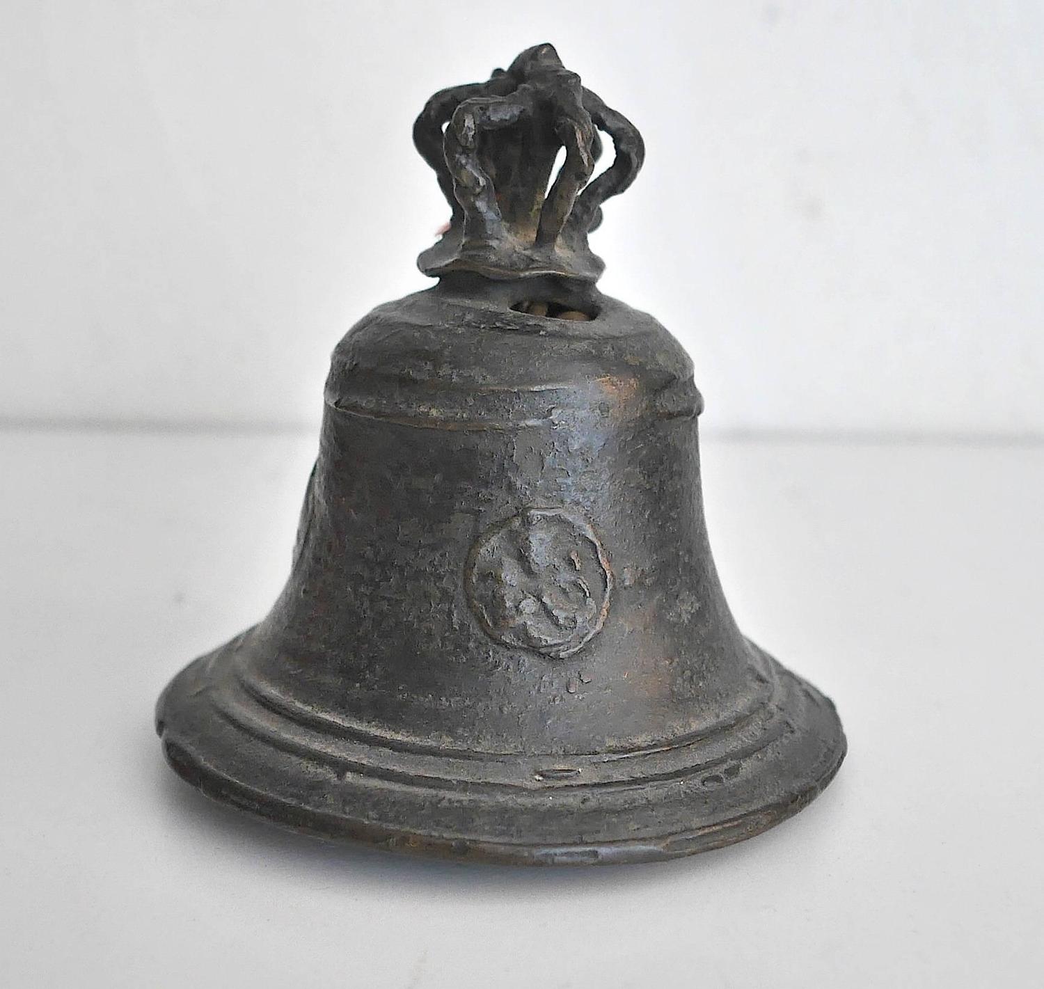 Early 16th Century Italian Bell For Sale at 1stdibs