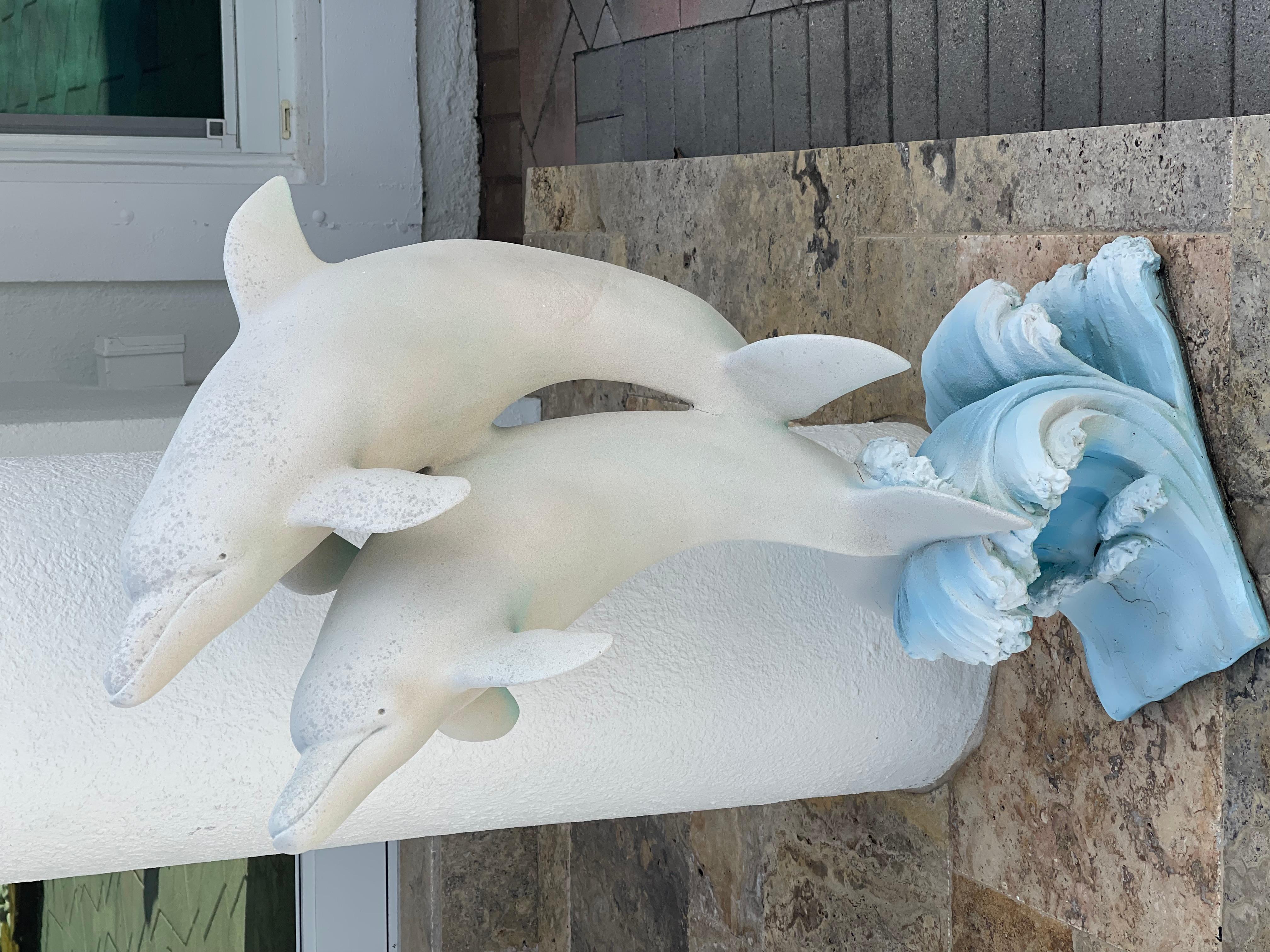 Vintage Delphine Küste Marine Outdoor-Skulptur (Mitte des 20. Jahrhunderts) im Angebot
