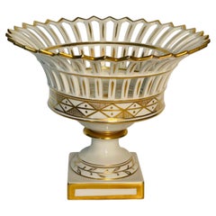 Early 19 th c Old Paris France Reticulated Porcelain Centrepiece Compote