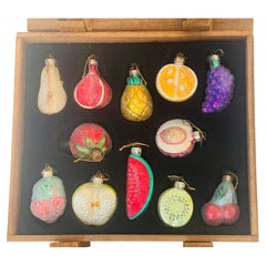 Beautiful Thomas Pacconi Museum Fruit Set Christmas Ornaments in Box