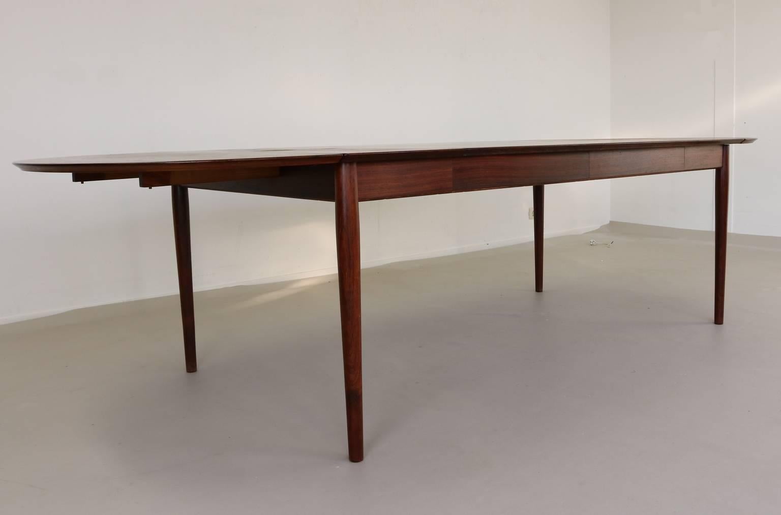 Scandinavian Modern Top Design Dining Table by Arne Vodder For Sale