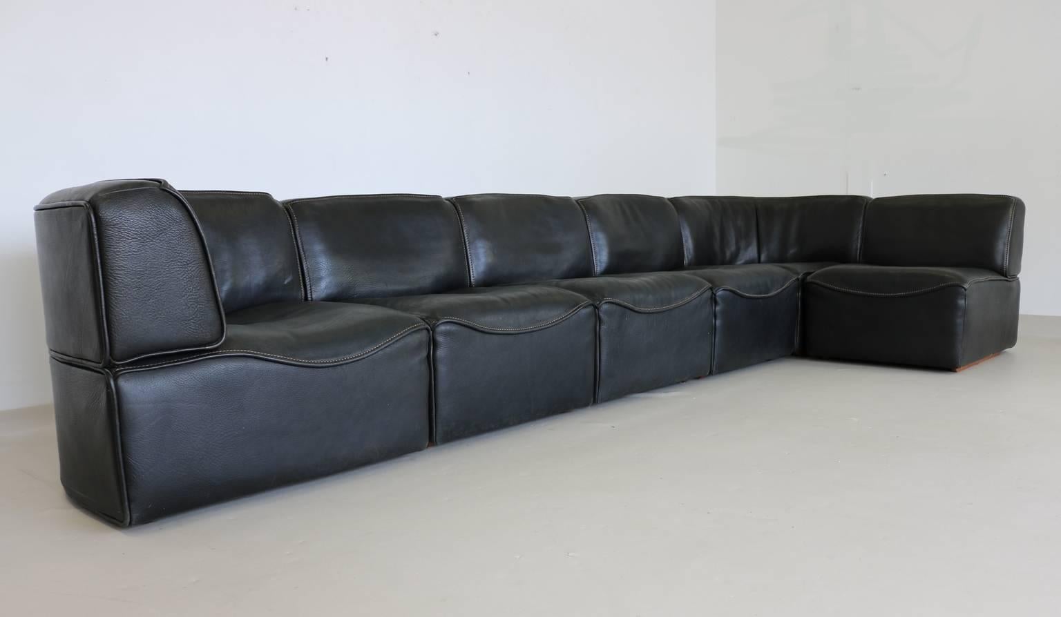 De Sede DS15 Seating Group Thick Black Neck Leather For Sale 2