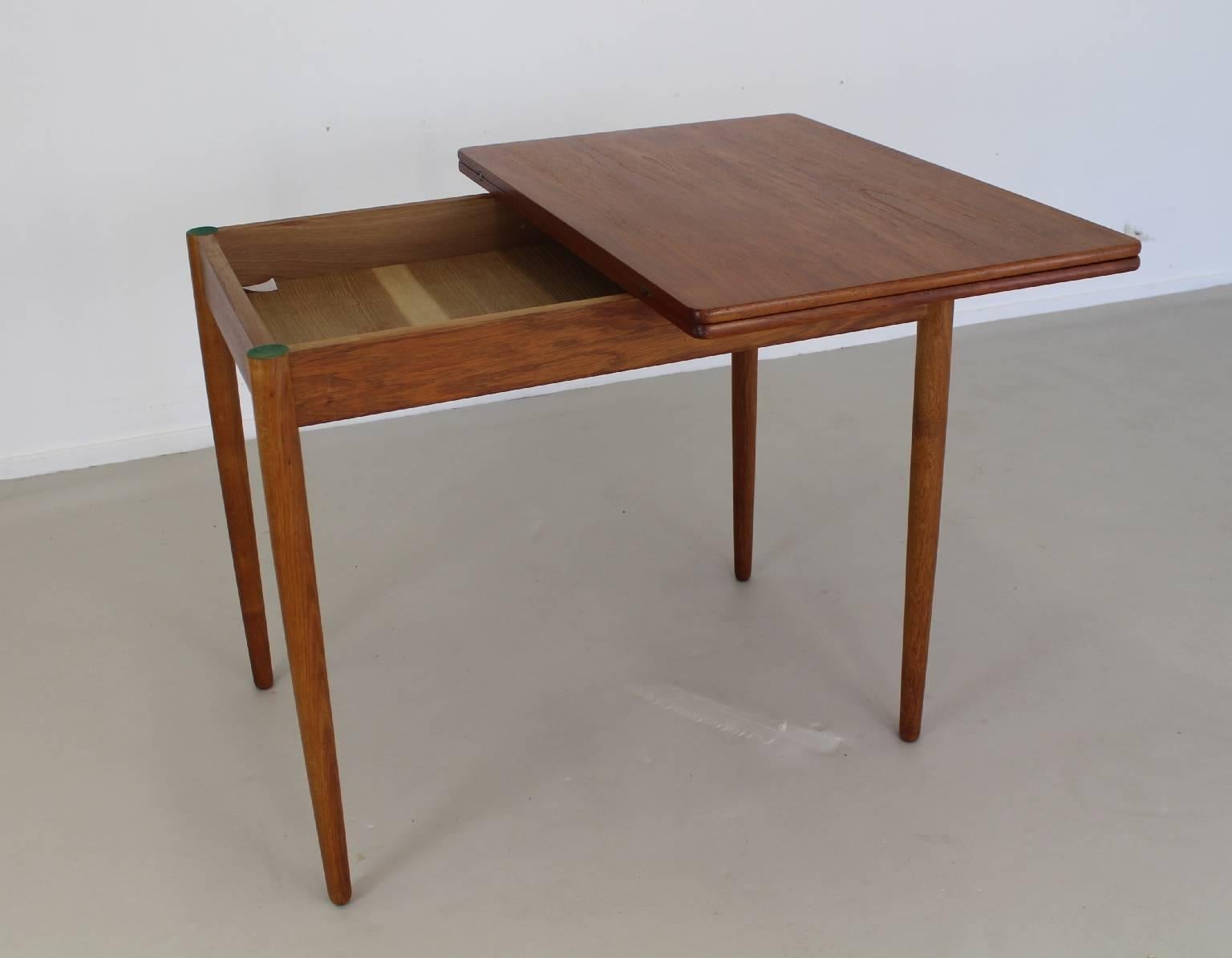 Scandinavian Modern Stunning Hans Wegner Pivoting Small Dinner Table