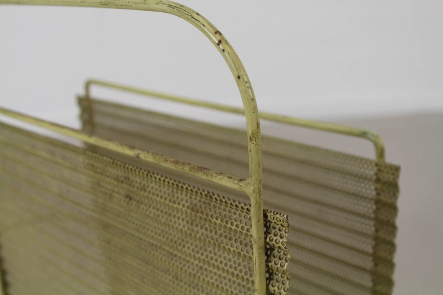 Magazine Holder by Mathieu Matégot for Artimeta, Holland In Good Condition For Sale In Staphorst, NL