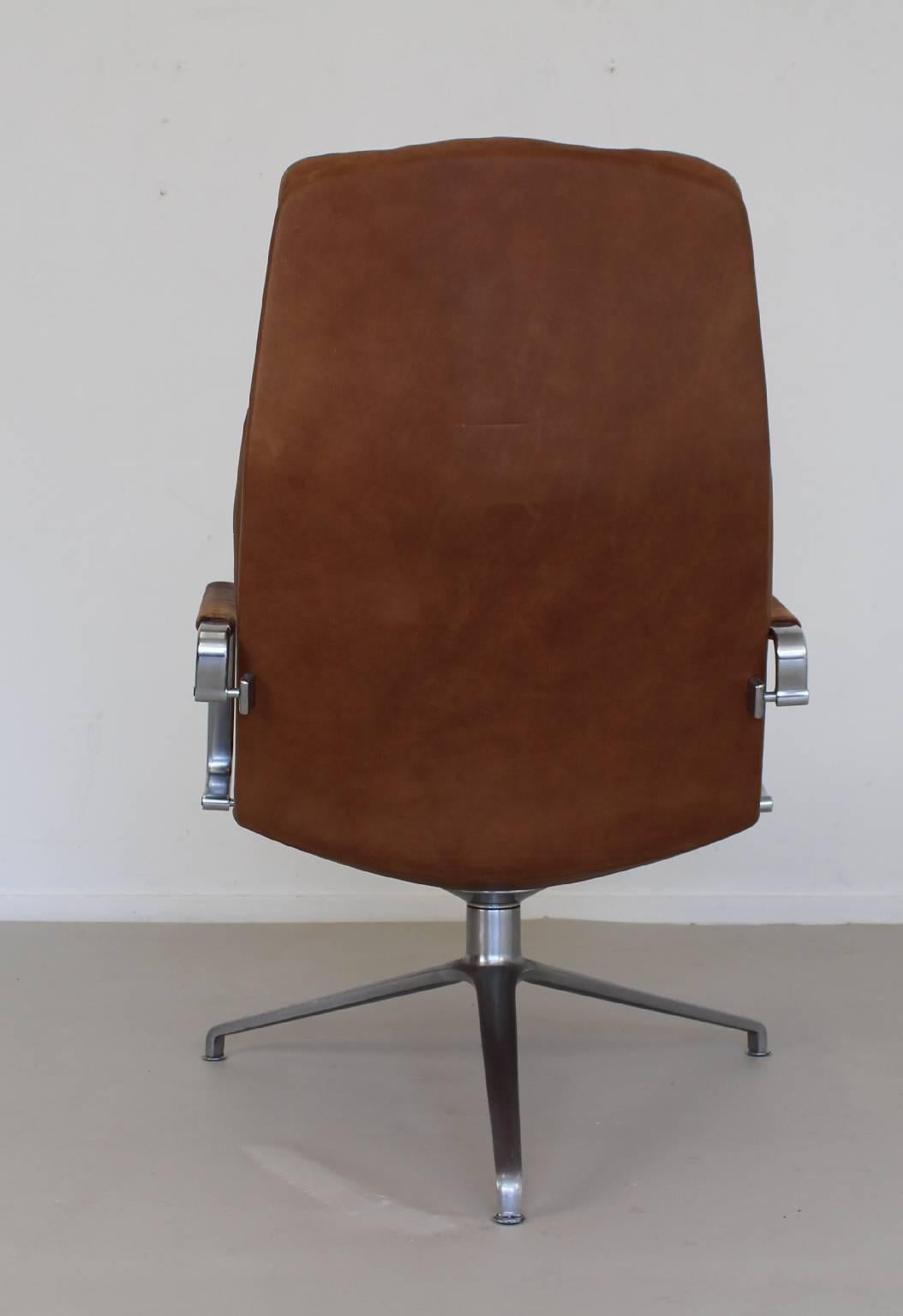 German Executive lounge desk chair by Kastholm and Fabricius FK86 For Sale