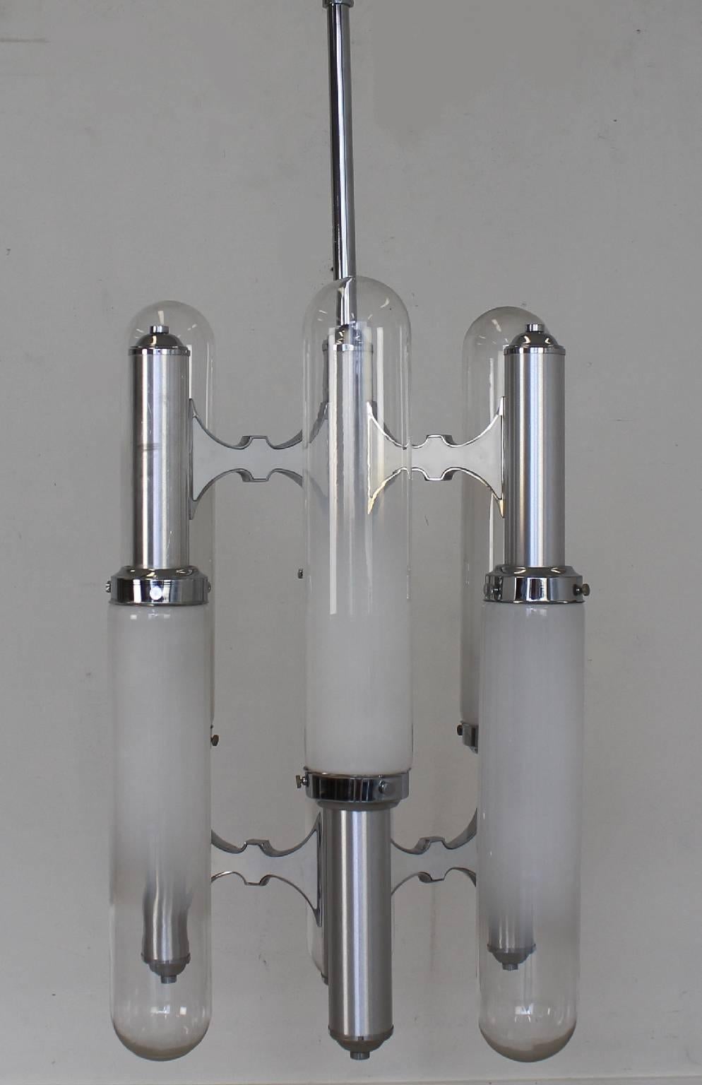 Mid-Century Modern Sciolari Nason Mazzega Opalic Glass Pendant For Sale