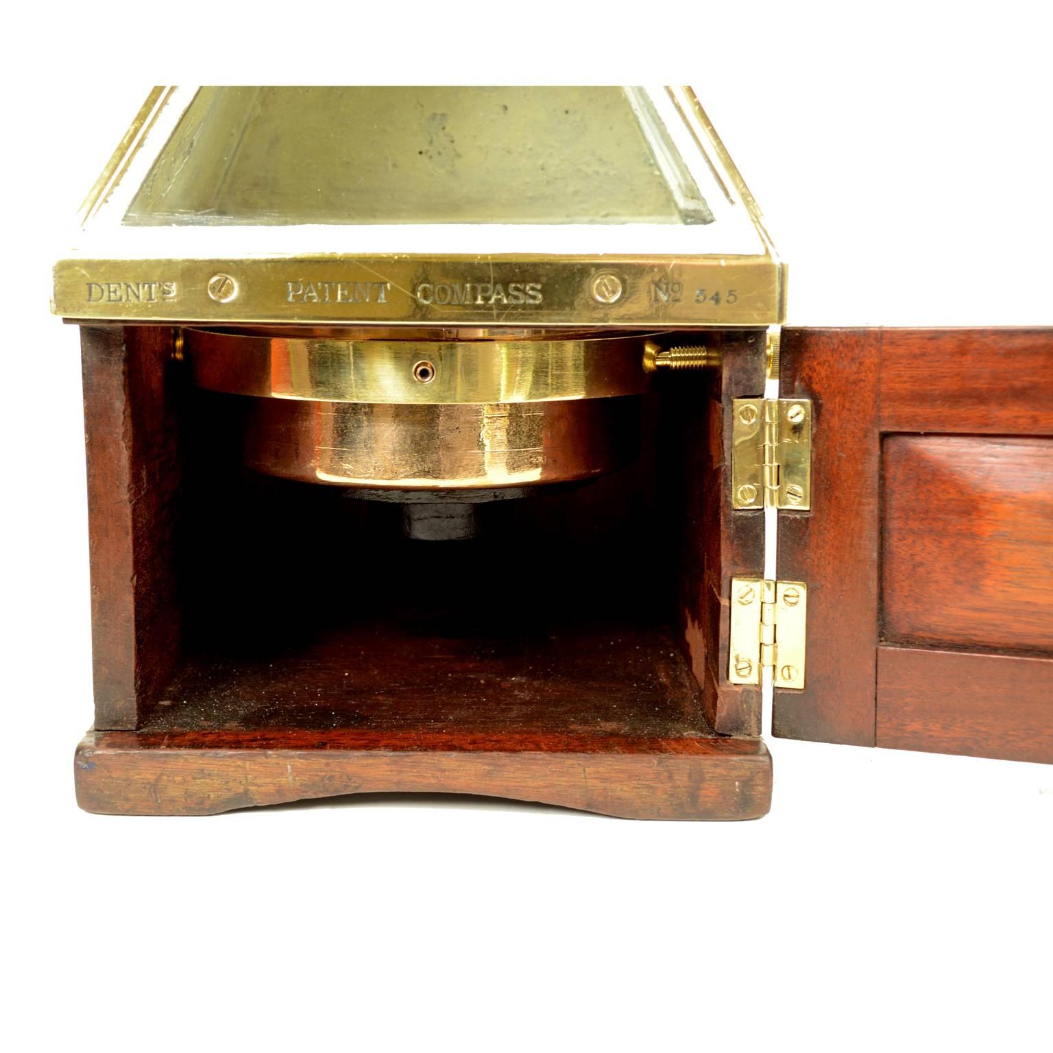 Binnacle Compass Mahogany and Brass End of the 19th century 1
