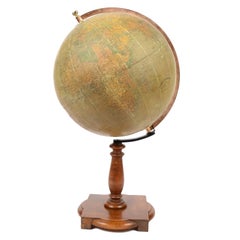 Terrestrial globe edited in the 1930s by Vallardi