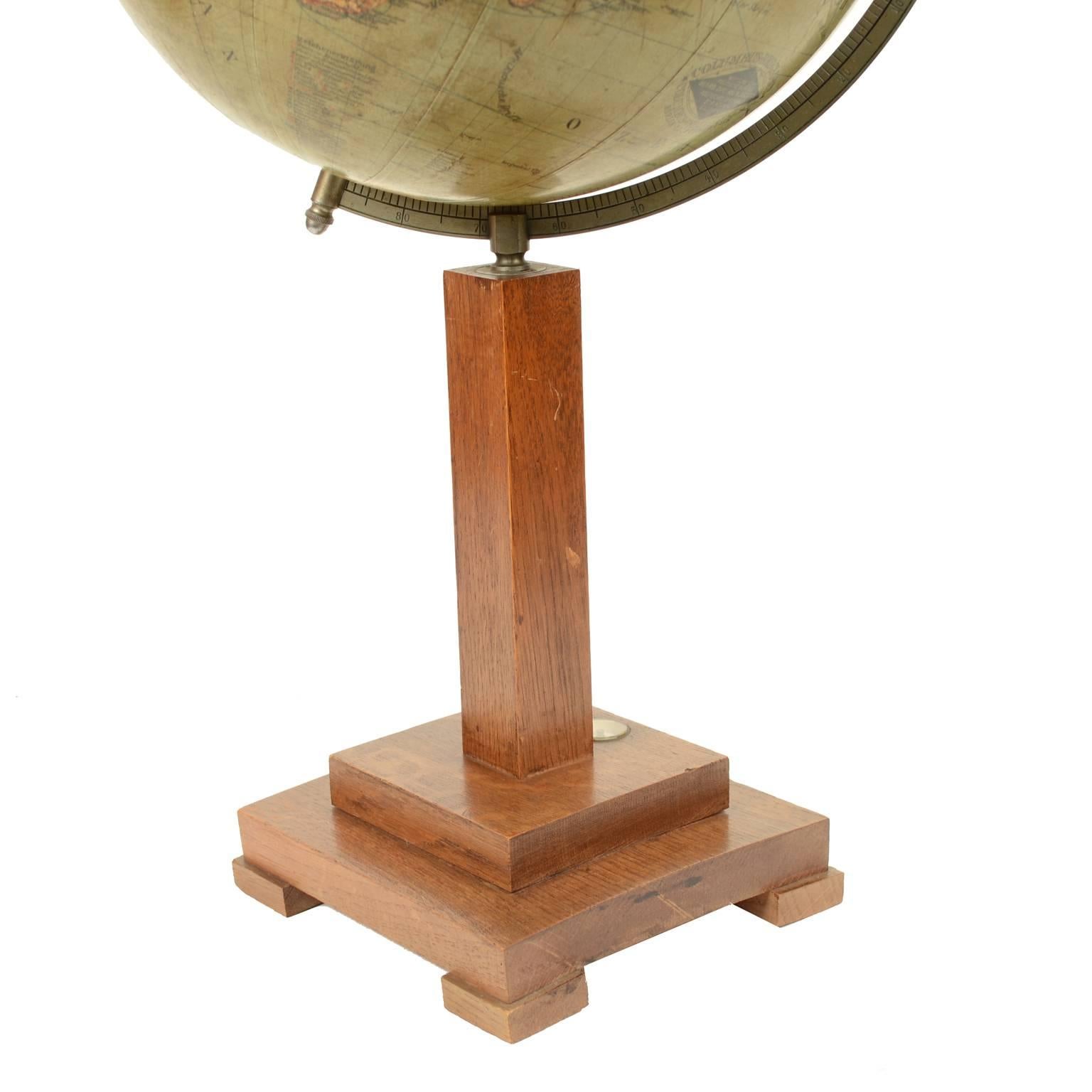 Mid-20th Century Globe pPublished in 1930s by Columbus Erdglobus