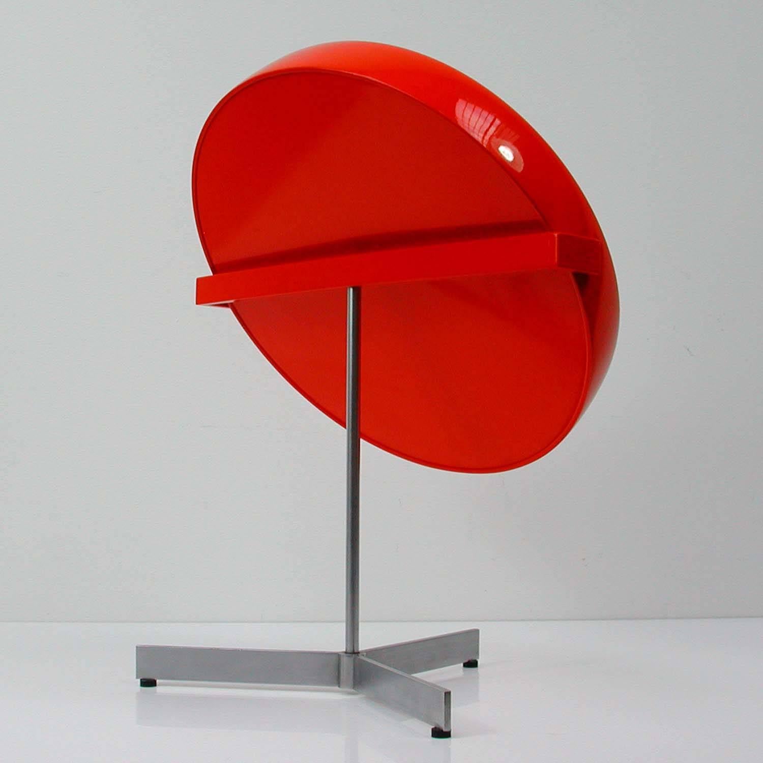 Miroir de table du milieu du siècle Uno et Osten Kristiansson pour Luxus Vittsjö Bon état - En vente à NUEMBRECHT, NRW