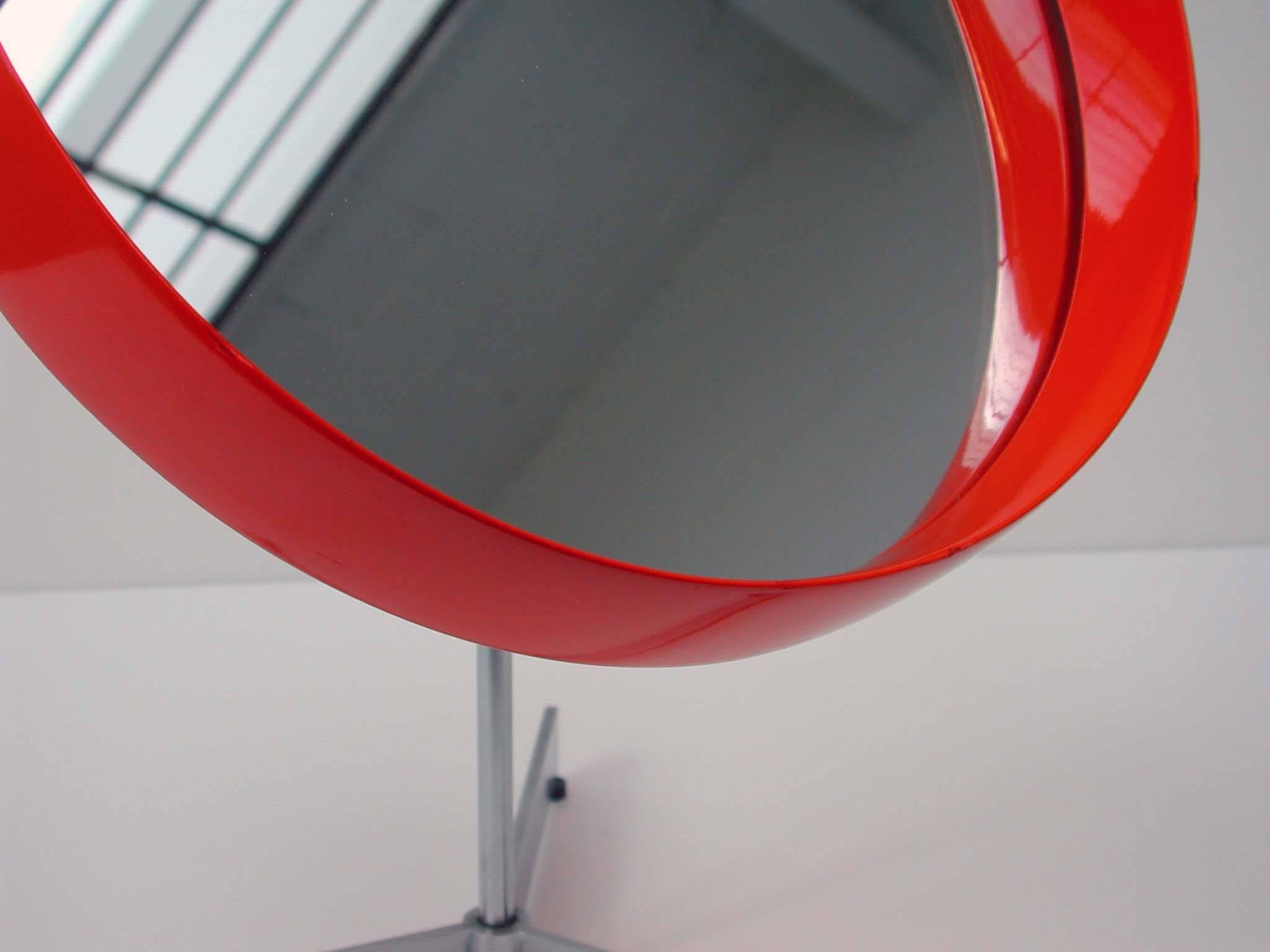 Laqué Miroir de table du milieu du siècle Uno et Osten Kristiansson pour Luxus Vittsjö en vente
