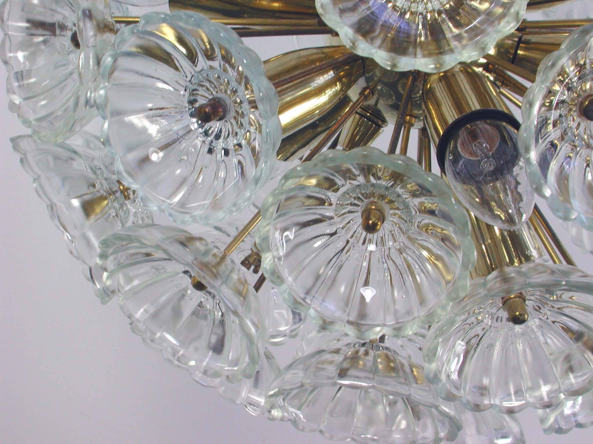 Lampadario tedesco Sputnik Dandelion a dodici luci degli anni '60 In condizioni buone in vendita a NUEMBRECHT, NRW
