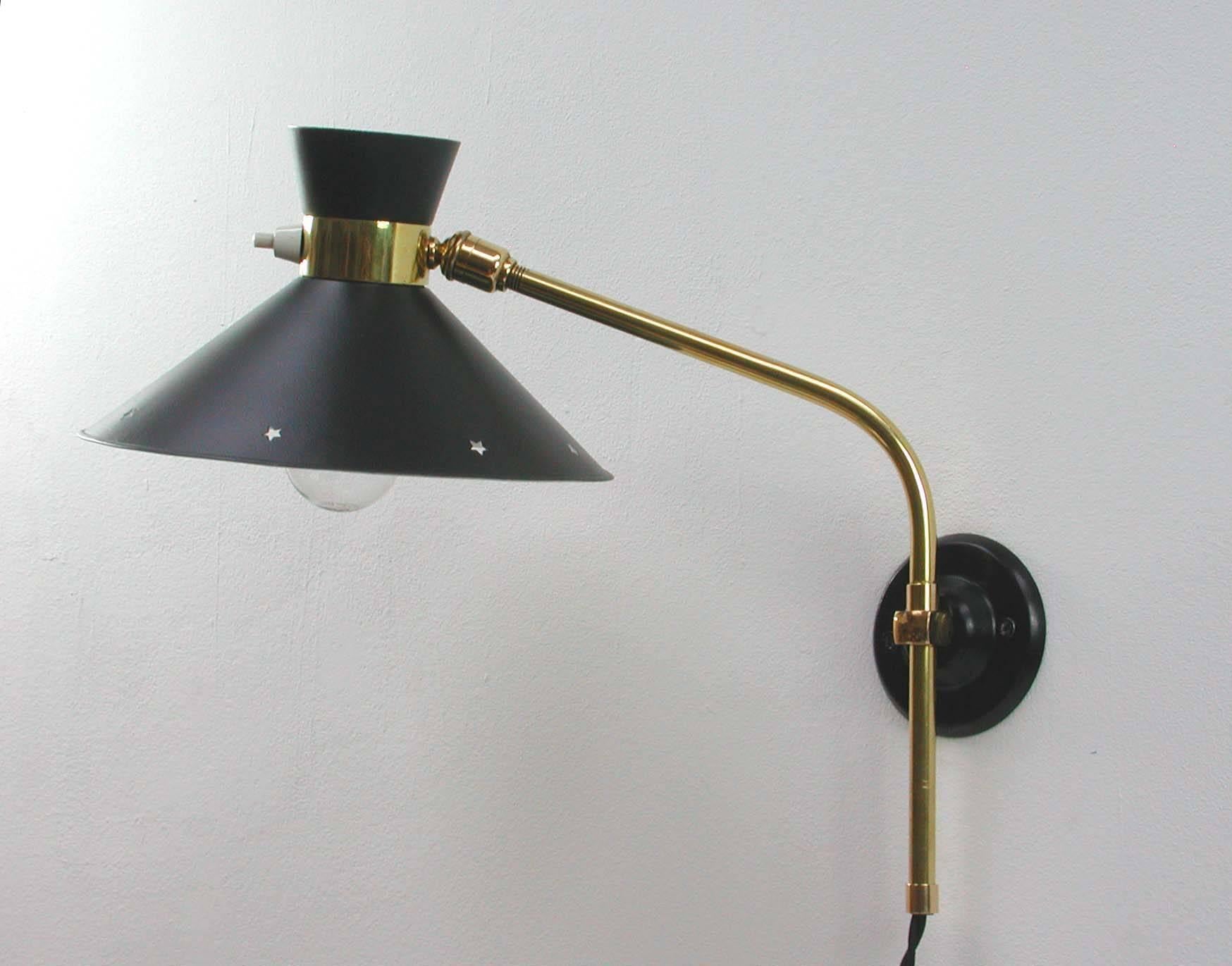 Metal 1950s Swivelling Wall Light by René Mathieu for Lunel