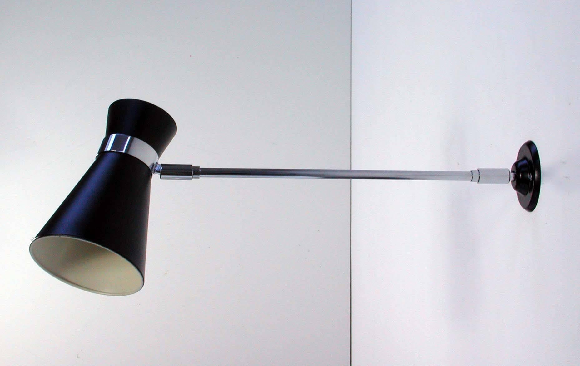 Late 20th Century Mid-Century French Swivelling Potence Reading Lamp Sconce