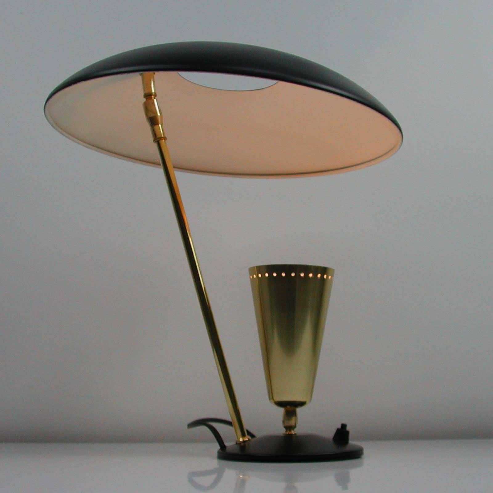 Midcentury French Reflecting Table Lamp by Aluminor, Nice, 1950s 3