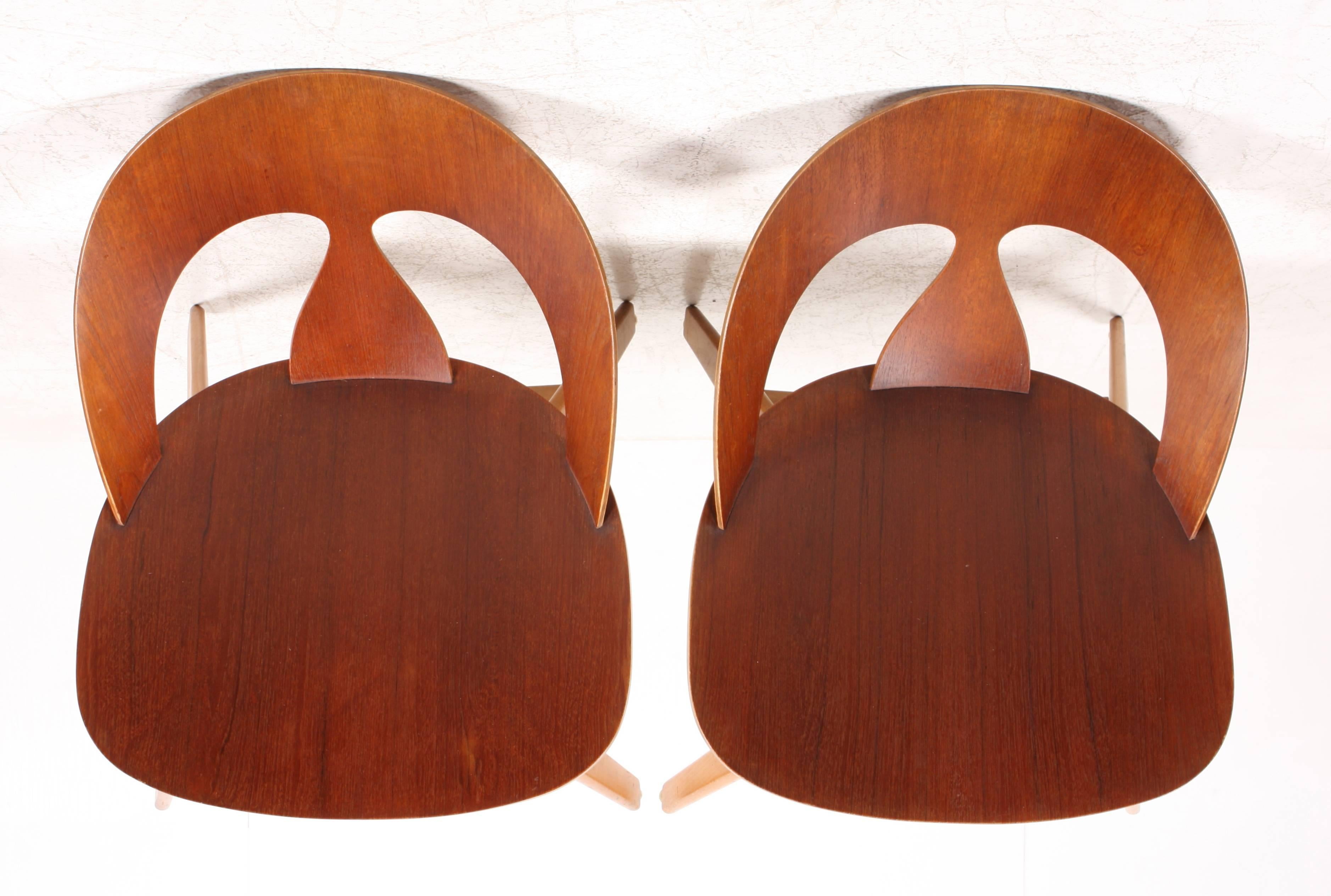 Beech Pair of Rare Lounge Chairs by Børge Mogensen