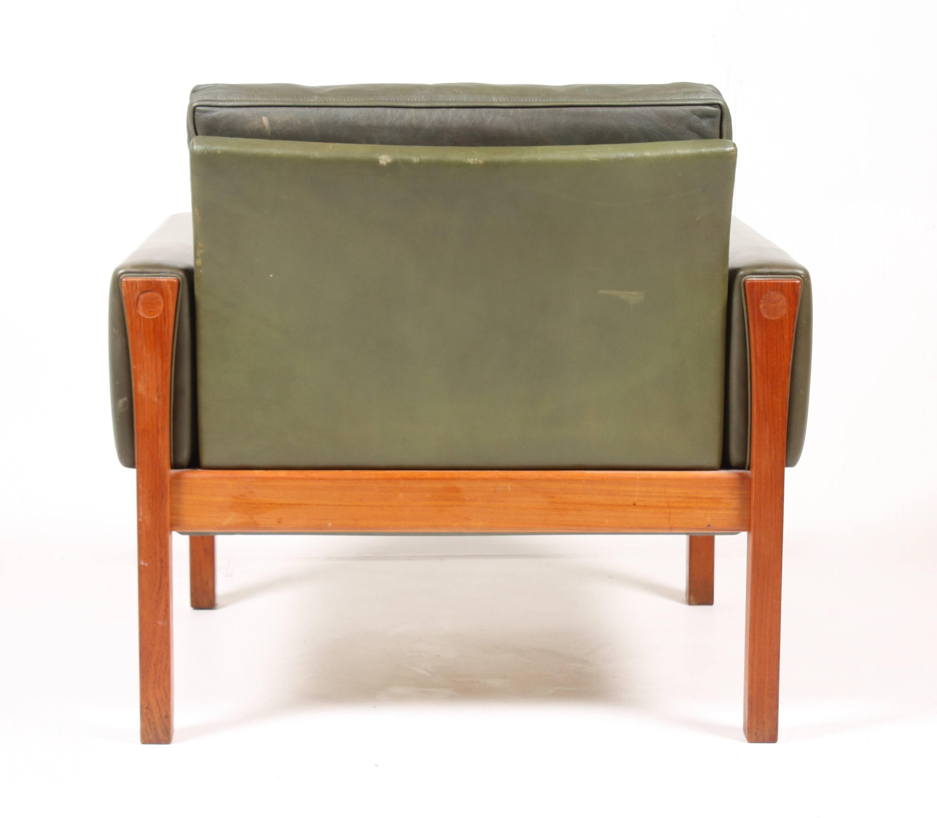 Scandinavian Modern Pair of Lounge Chairs by Hans J Wegner