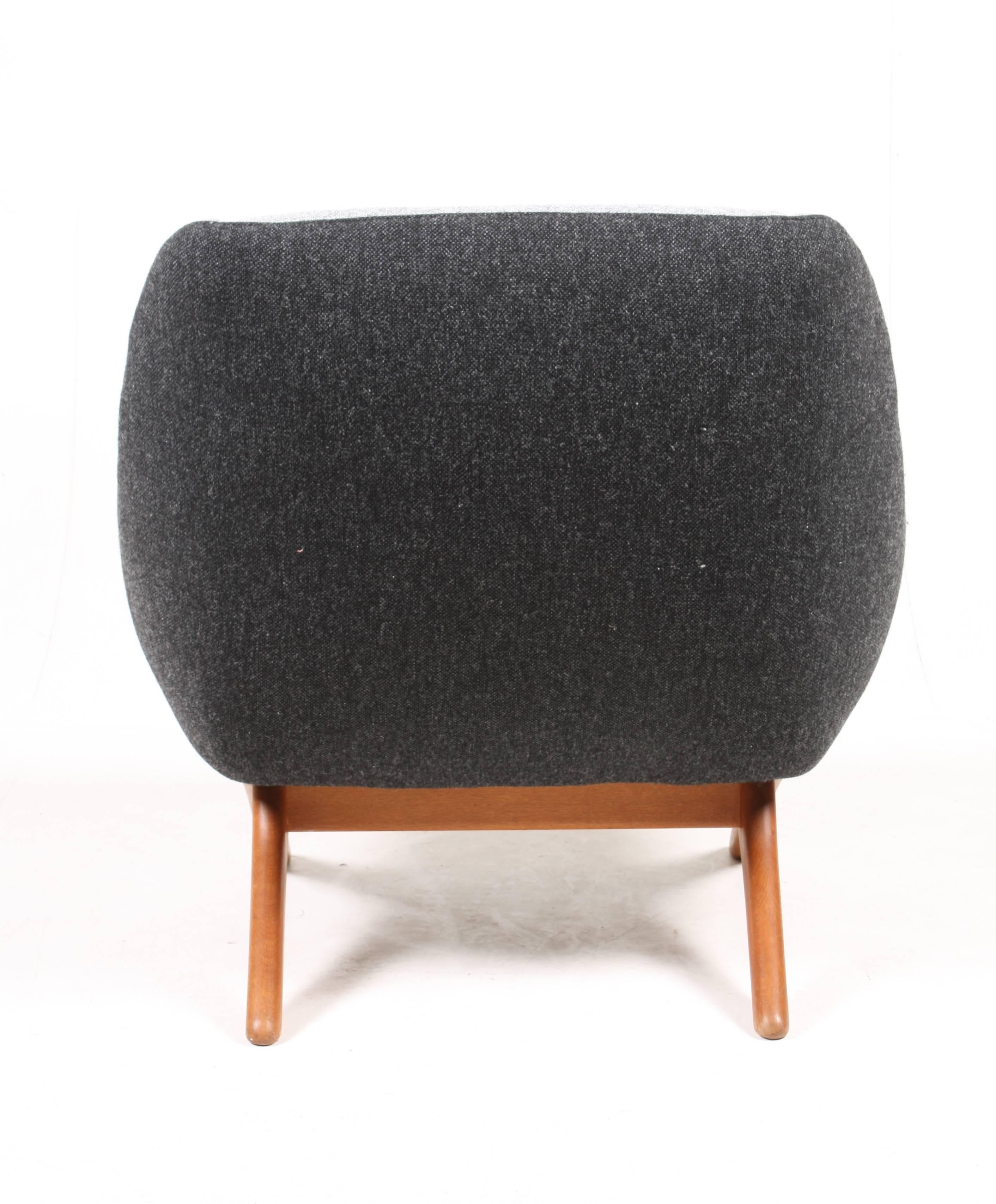 Scandinavian Modern Midcentury Lounge Chair and Ottoman with New Kvadrat Fabric by Illum Willelsoe