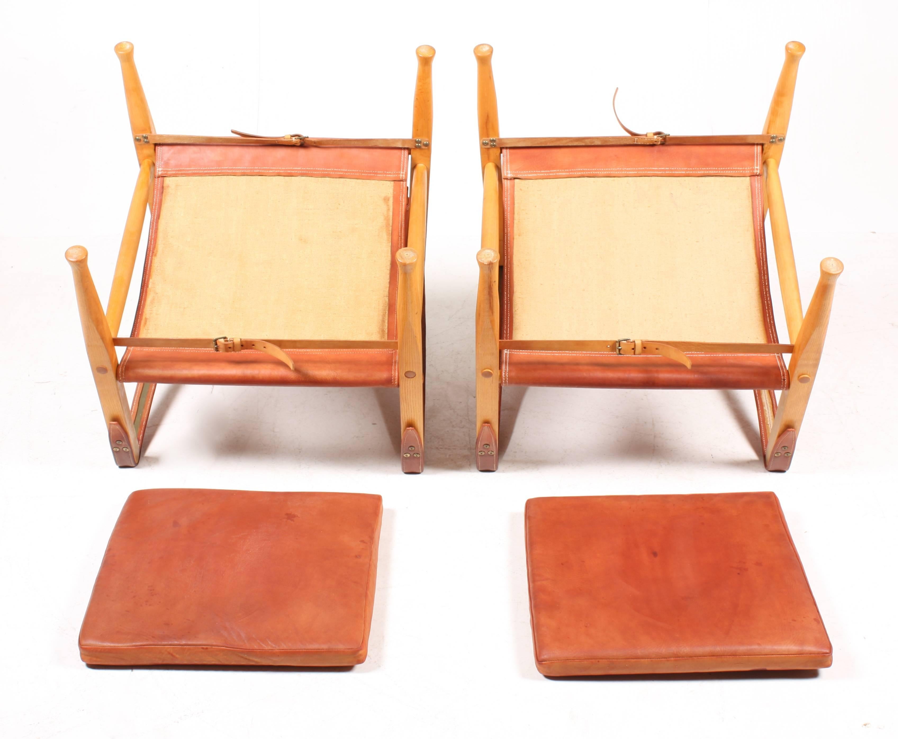 Mid-20th Century Pair of Safari Chairs by Klint