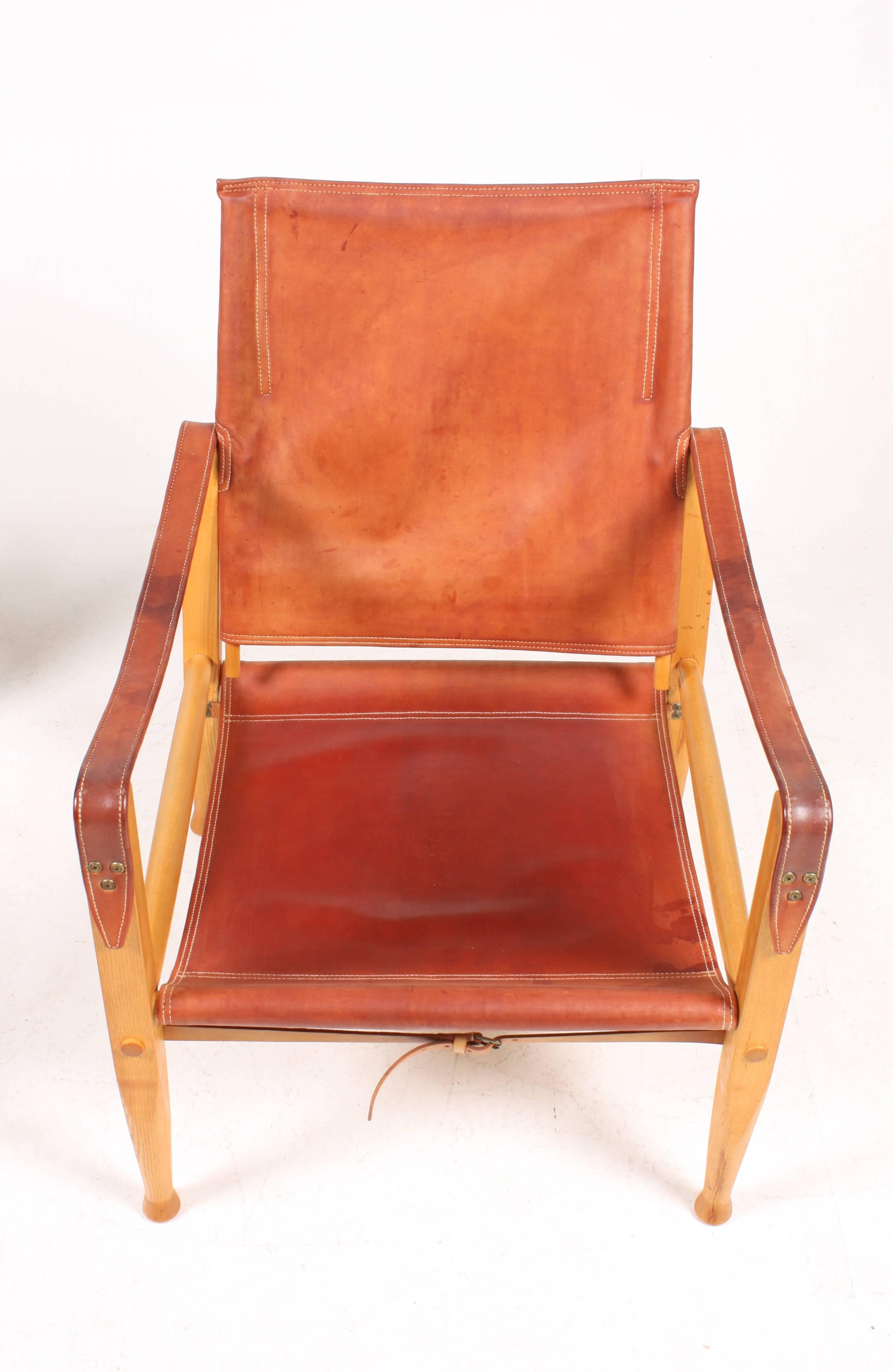 Pair of Safari Chairs by Klint In Excellent Condition In Lejre, DK